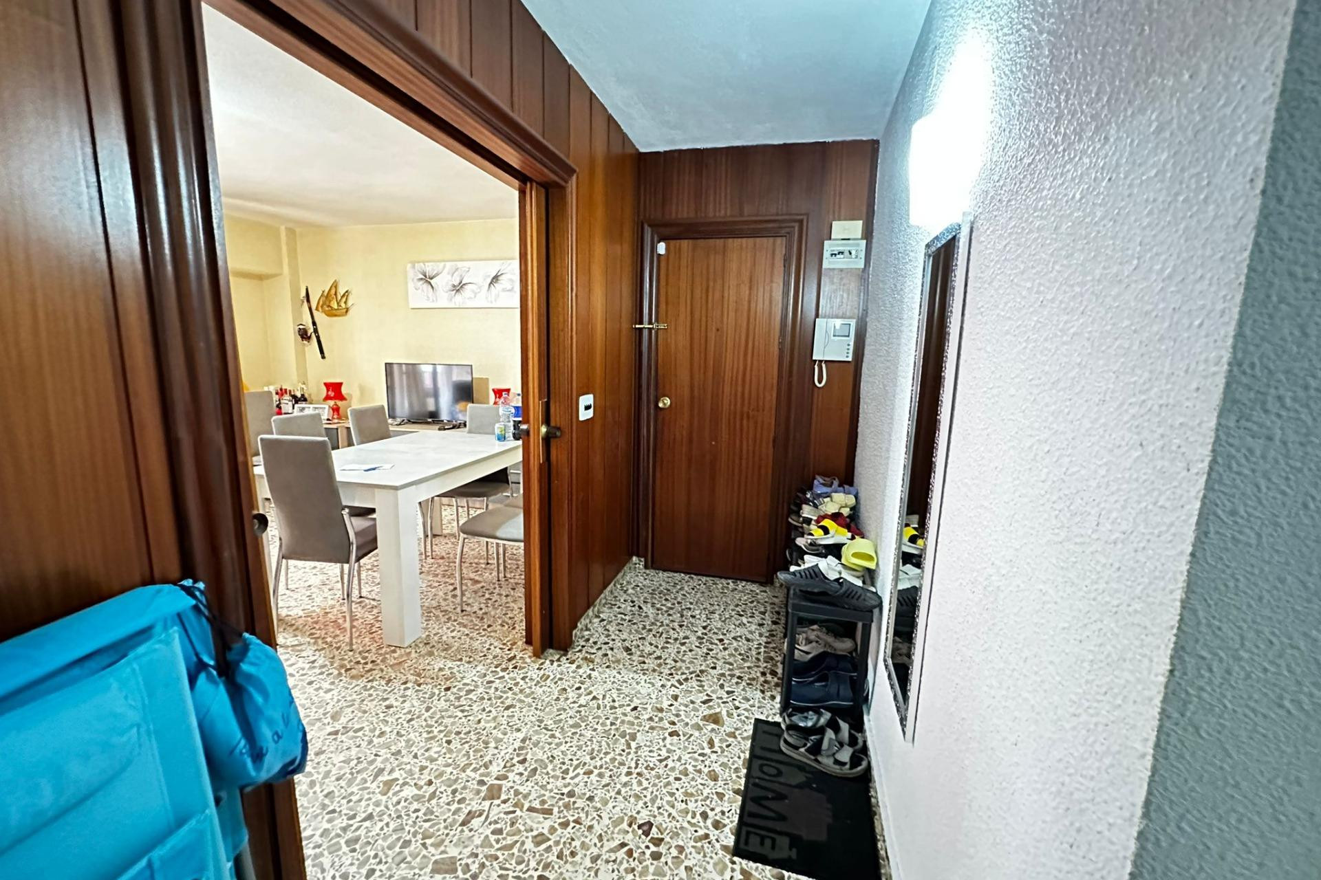 Resale - Apartment  - Torrevieja - Playa del cura