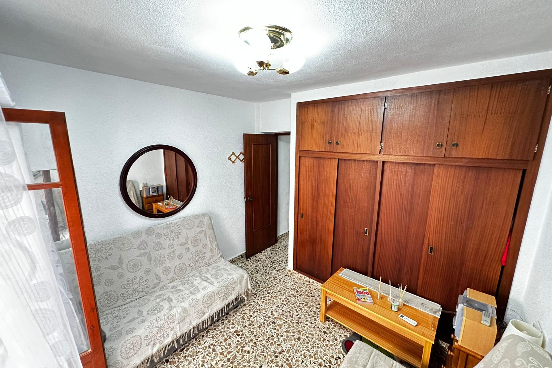 Resale - Apartment  - Torrevieja - Playa del cura