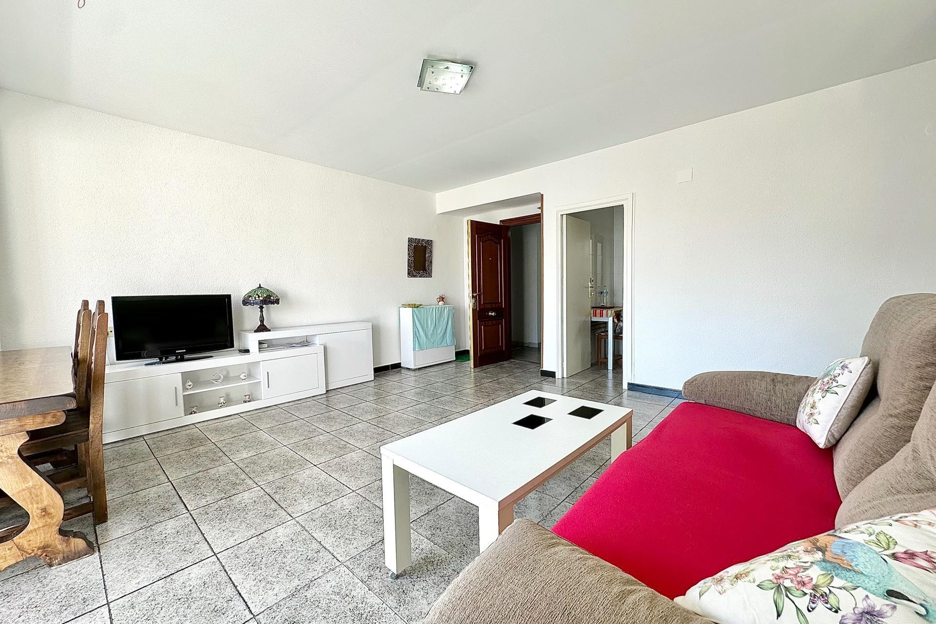 Resale - Apartment  - Torrevieja - Playa del cura