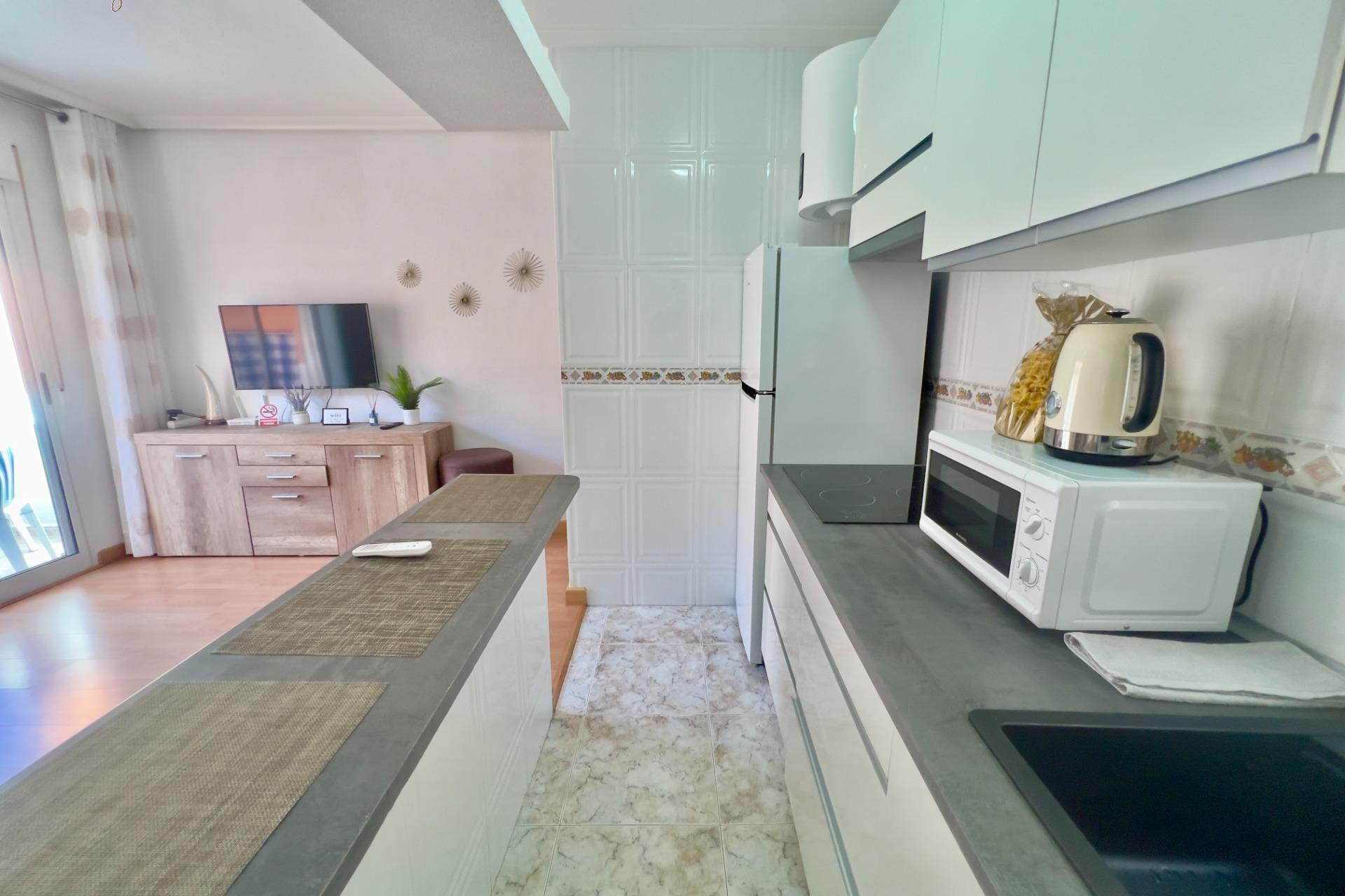 Resale - Apartment  - Torrevieja - Playa del cura