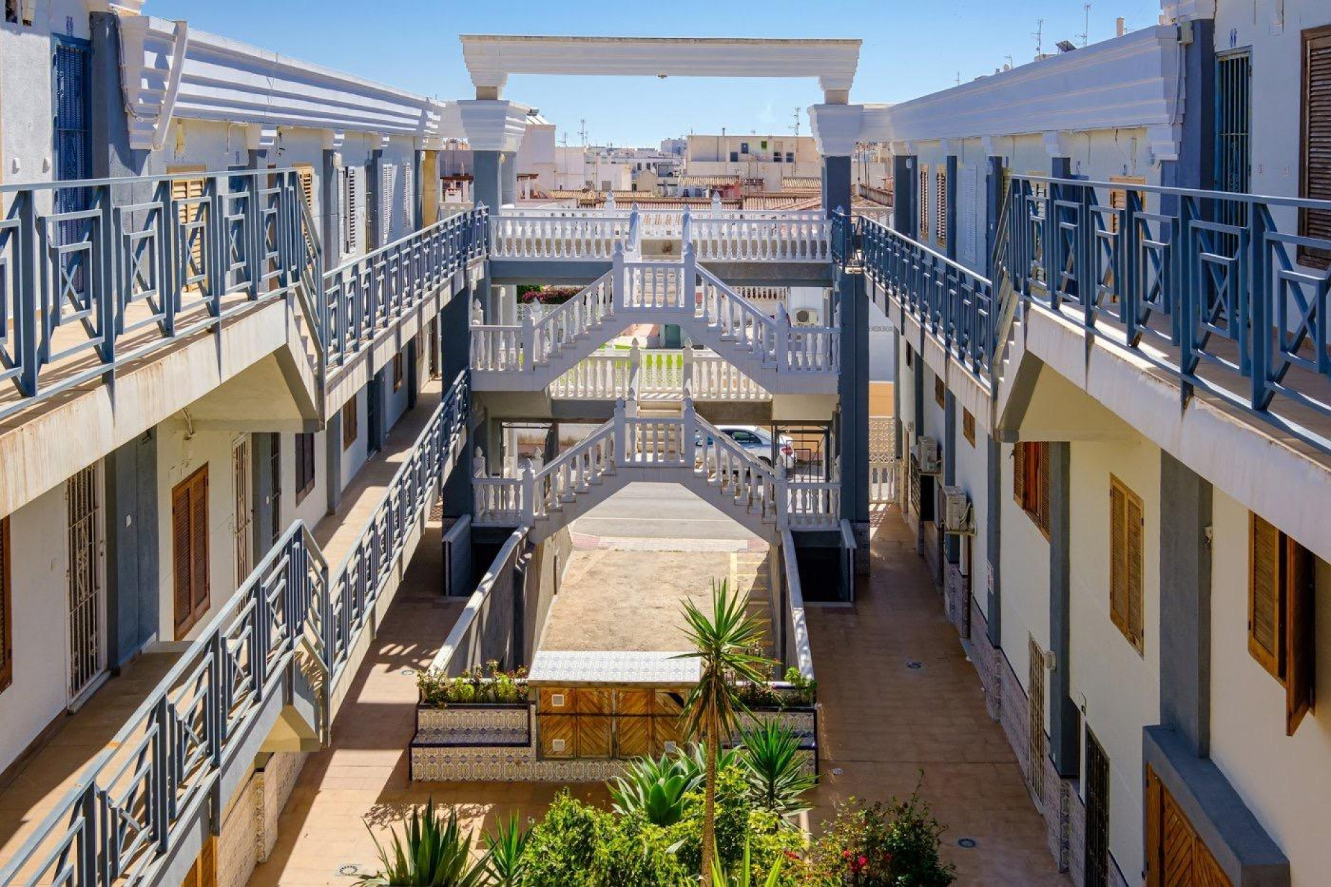 Resale - Apartment  - Torrevieja - Playa del cura