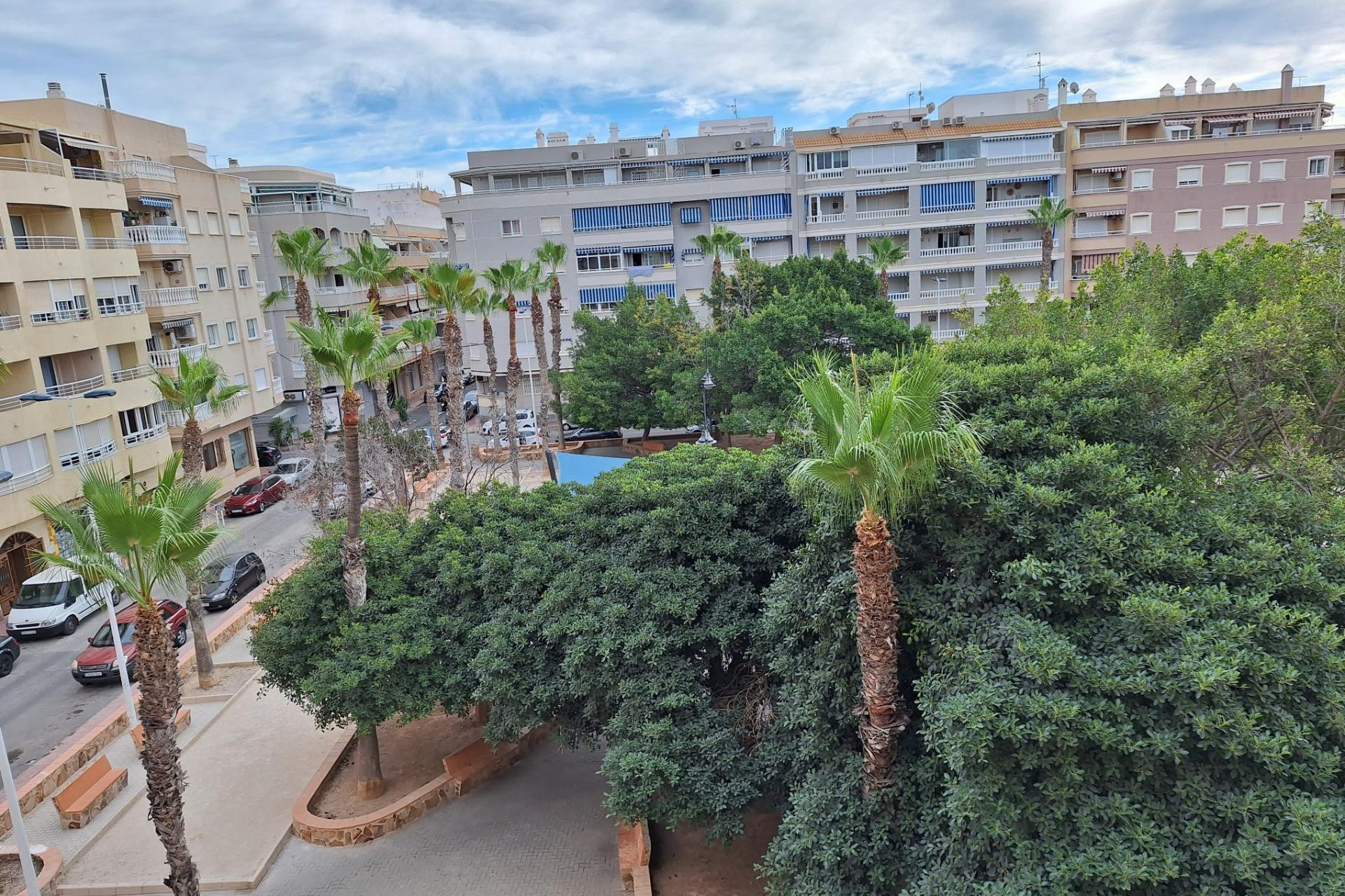 Resale - Apartment  - Torrevieja - Playa del cura