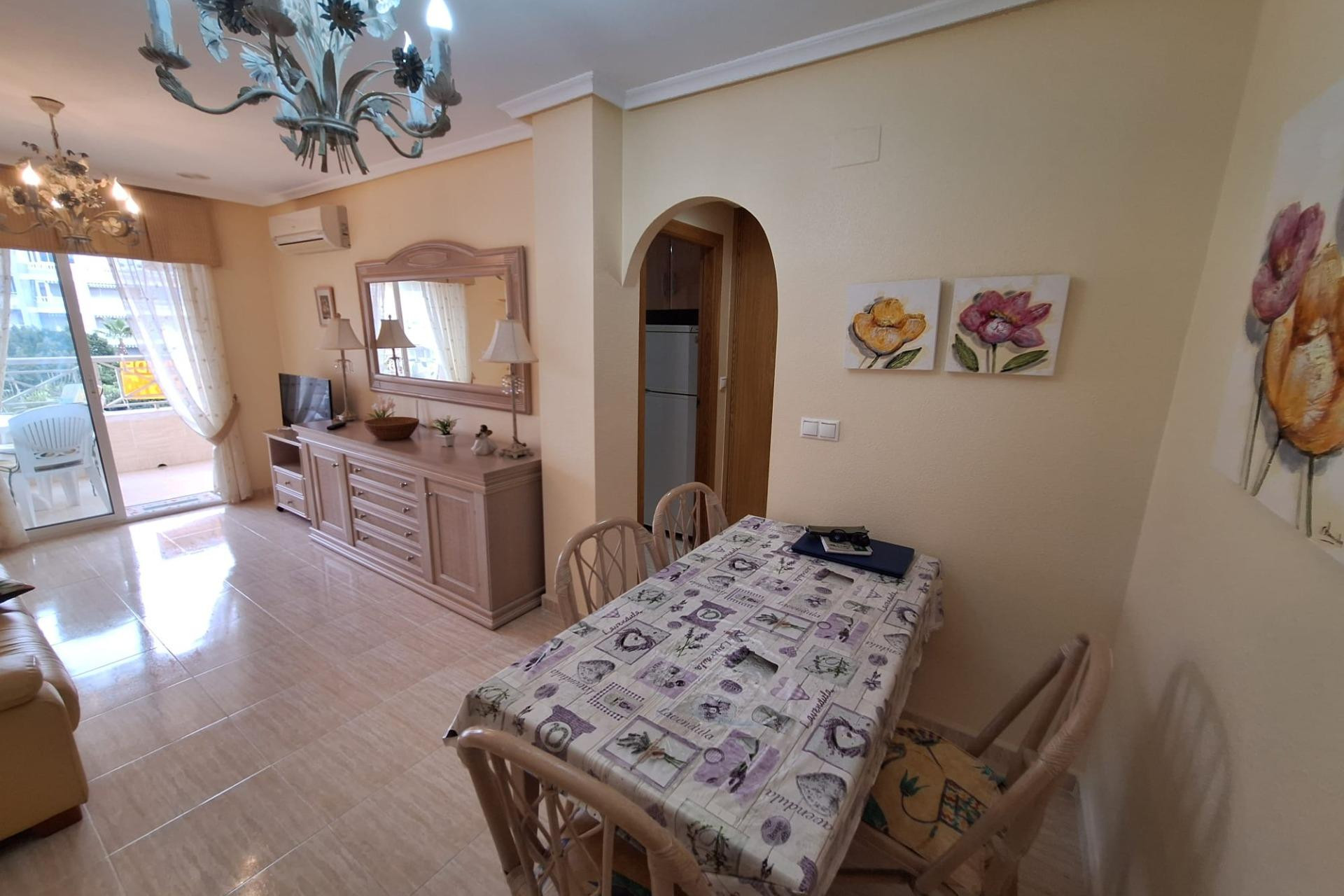 Resale - Apartment  - Torrevieja - Playa del cura