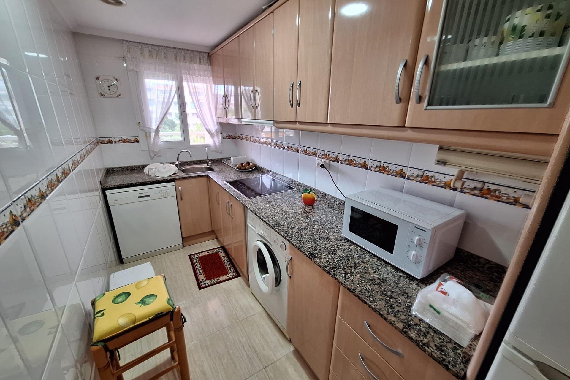 Resale - Apartment  - Torrevieja - Playa del cura