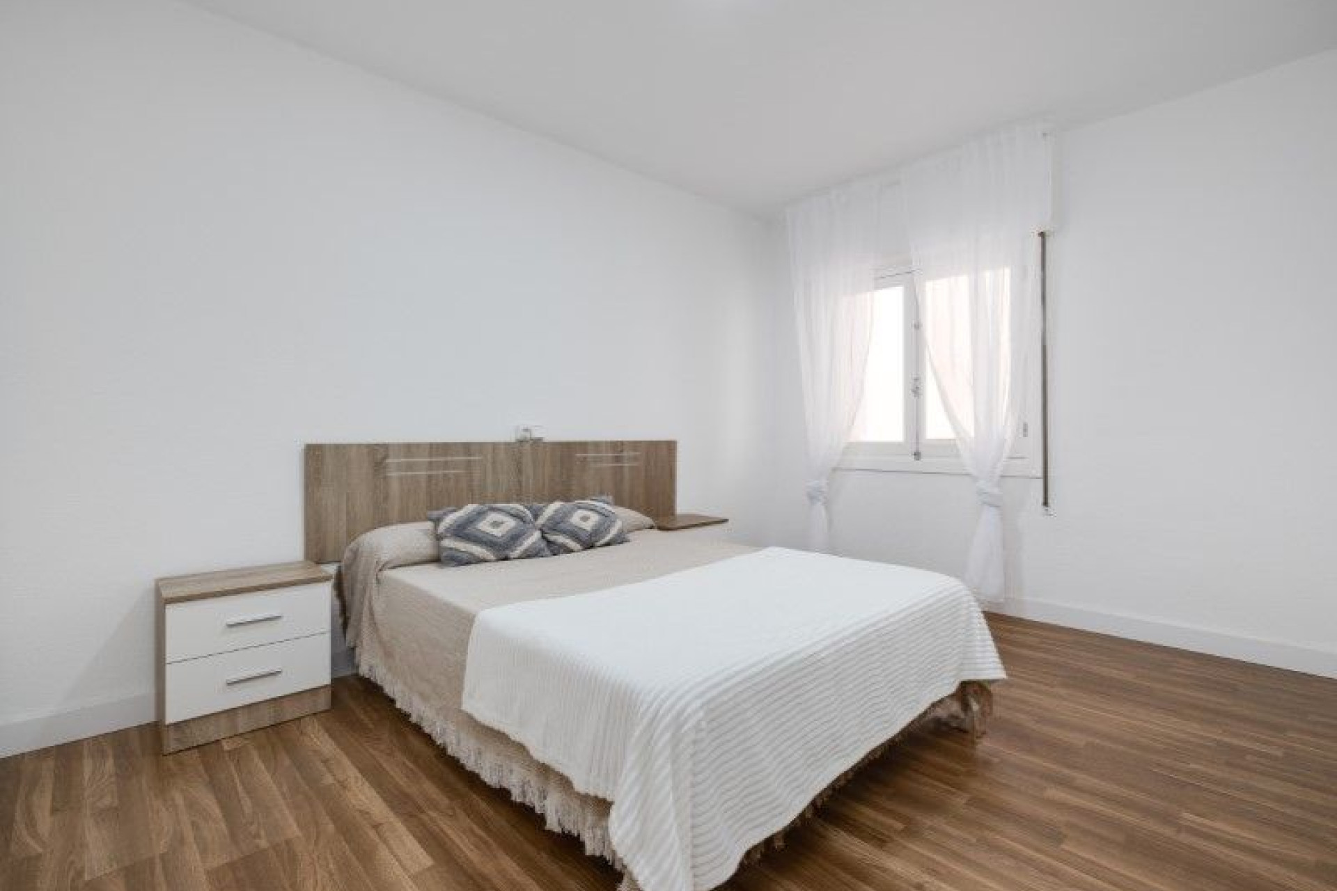 Resale - Apartment  - Torrevieja - Playa del cura