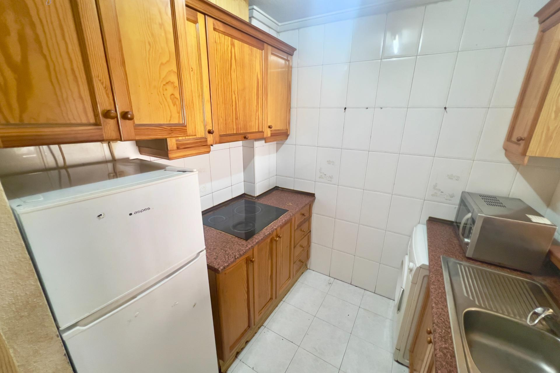 Resale - Apartment  - Torrevieja - Playa del cura