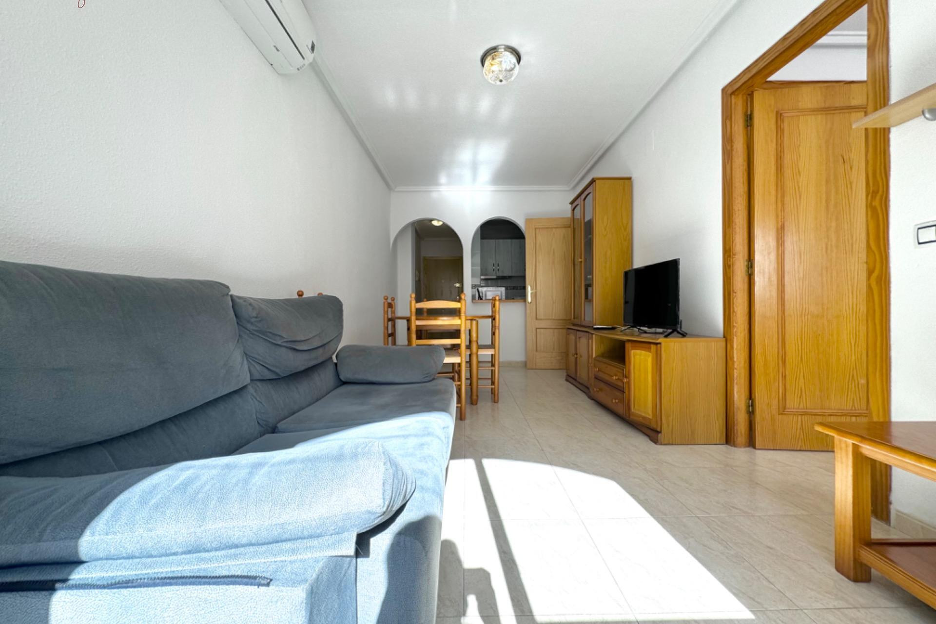 Resale - Apartment  - Torrevieja - Playa del cura