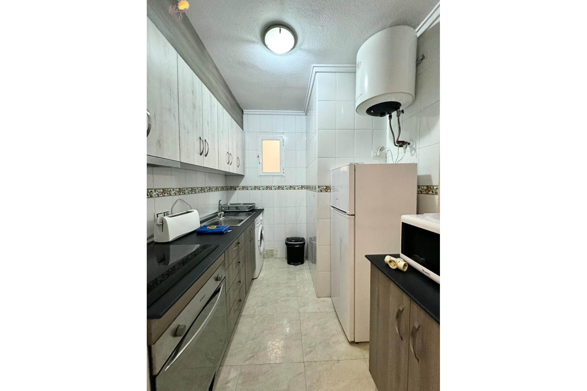 Resale - Apartment  - Torrevieja - Playa del cura