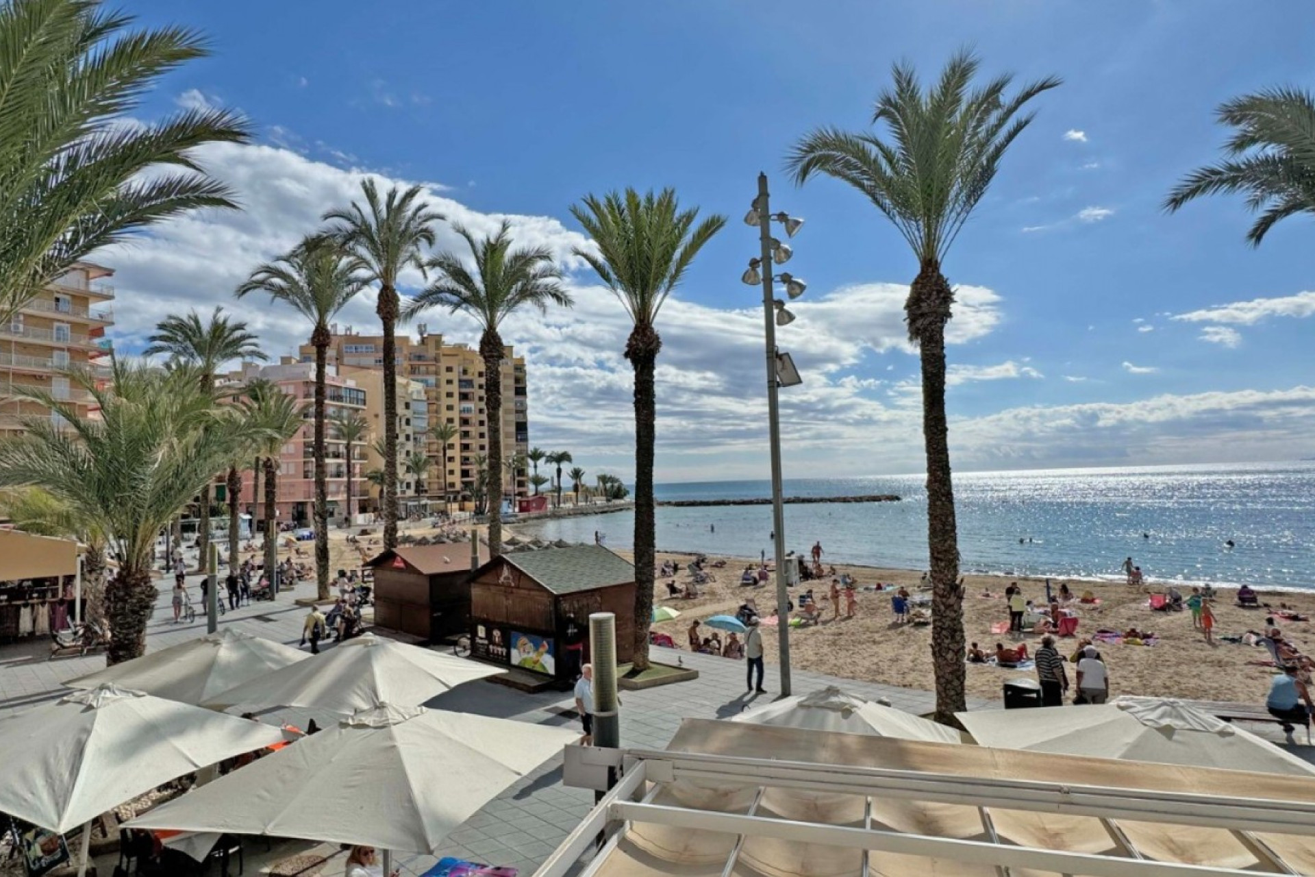 Resale - Apartment  - Torrevieja - Playa del Cura