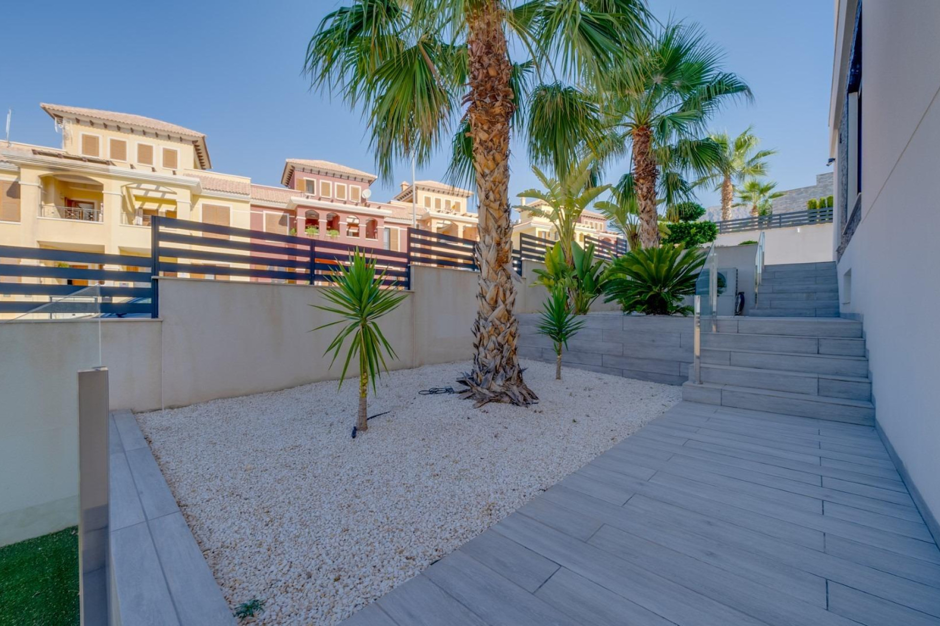 Resale - Apartment  - Torrevieja - Playa del cura