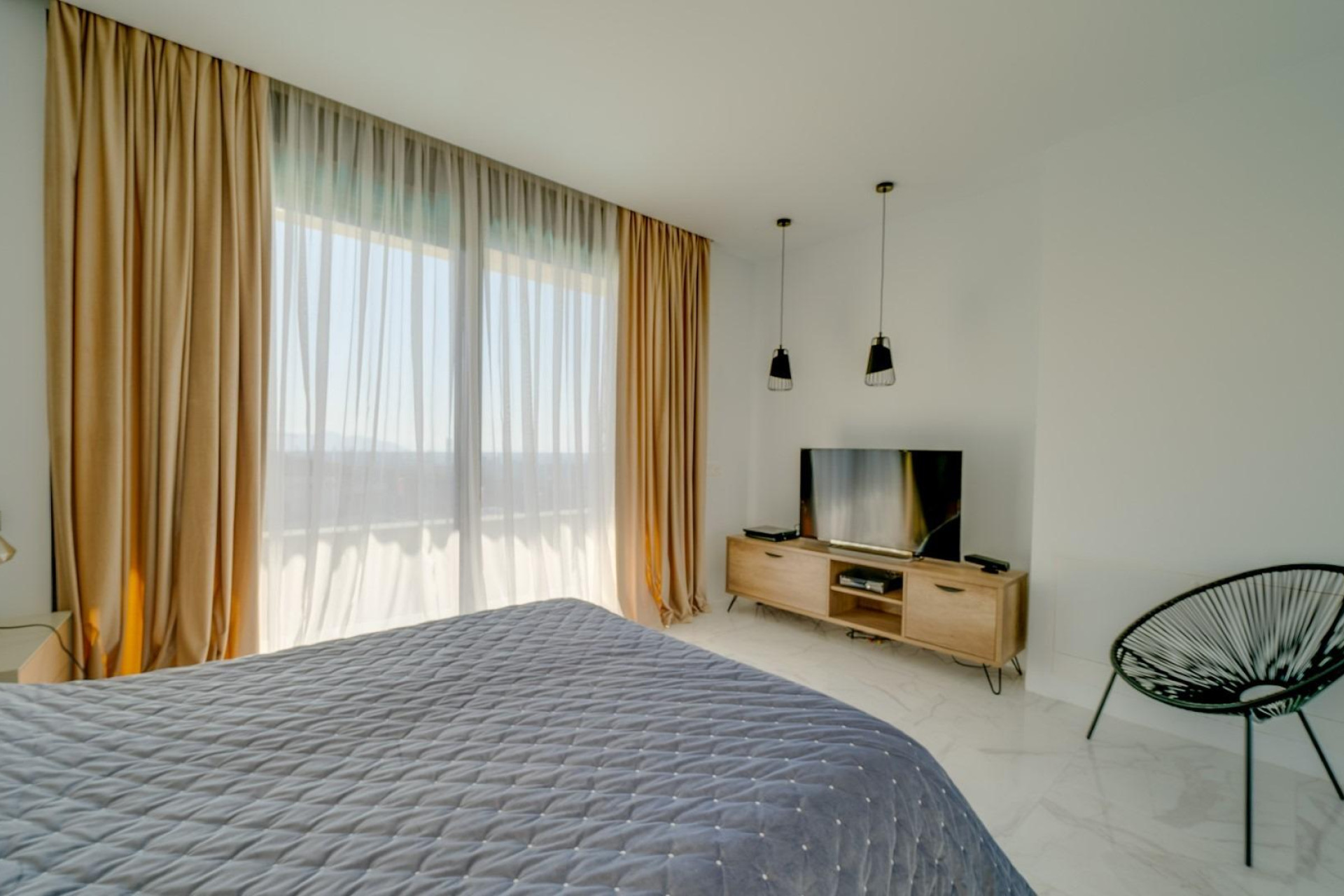 Resale - Apartment  - Torrevieja - Playa del cura