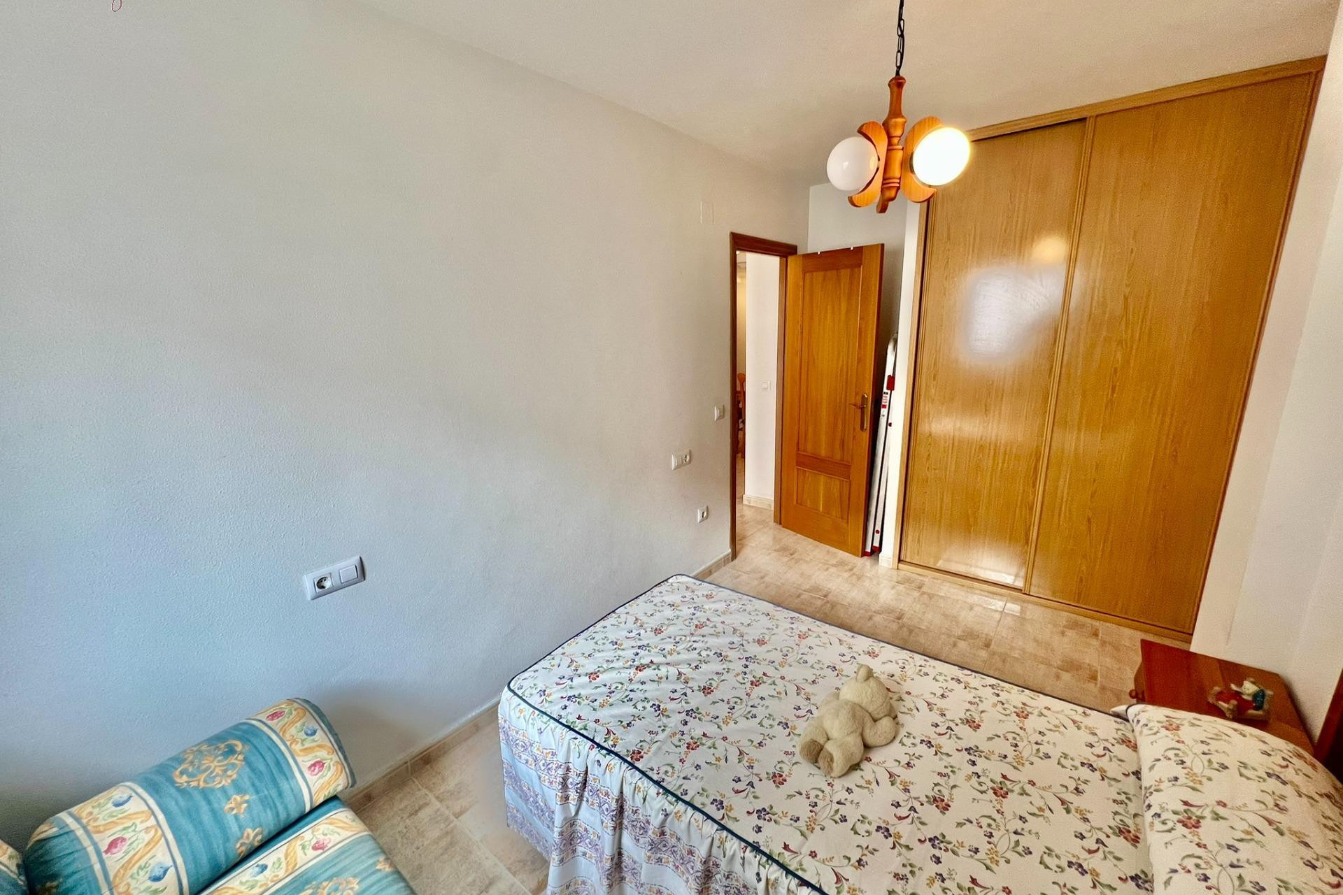 Resale - Apartment  - Torrevieja - Playa del cura