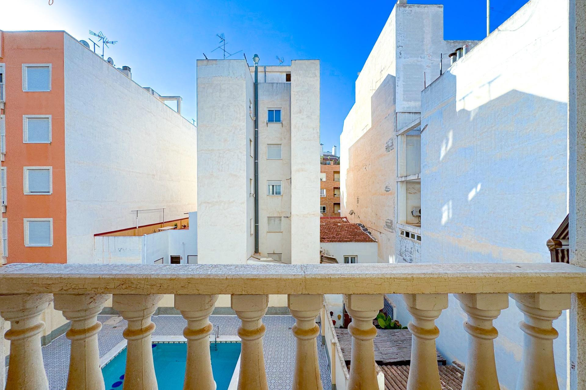 Resale - Apartment  - Torrevieja - Playa del cura