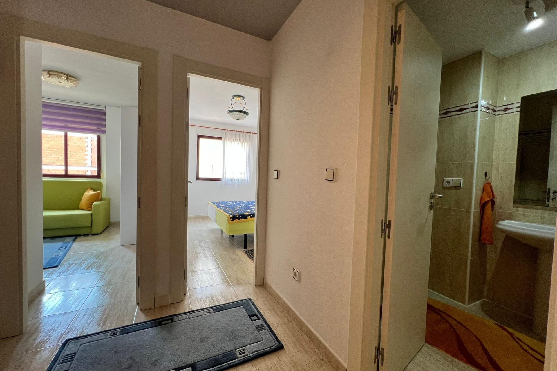 Resale - Apartment  - Torrevieja - Playa del cura