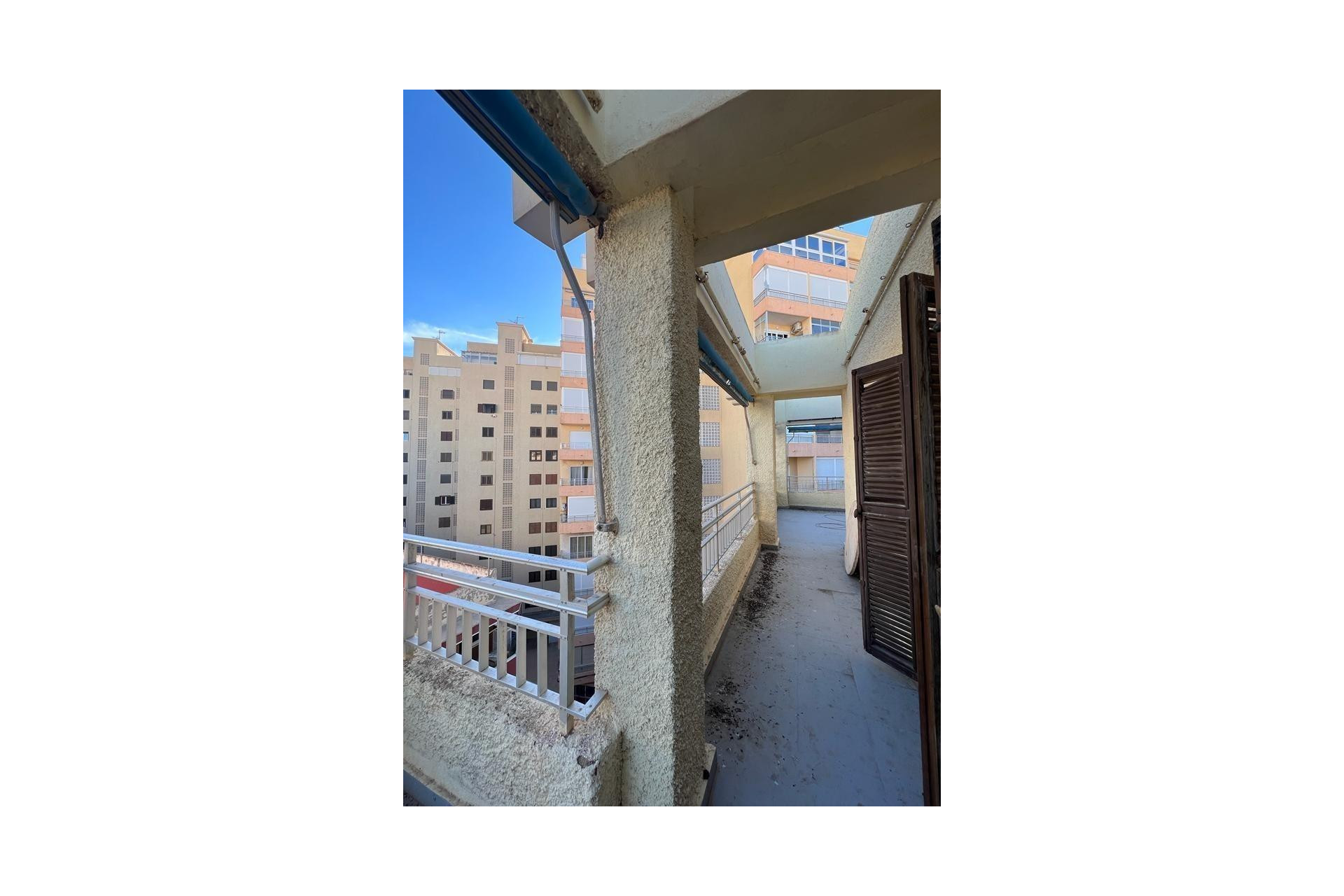 Resale - Apartment  - Torrevieja - Playa del cura