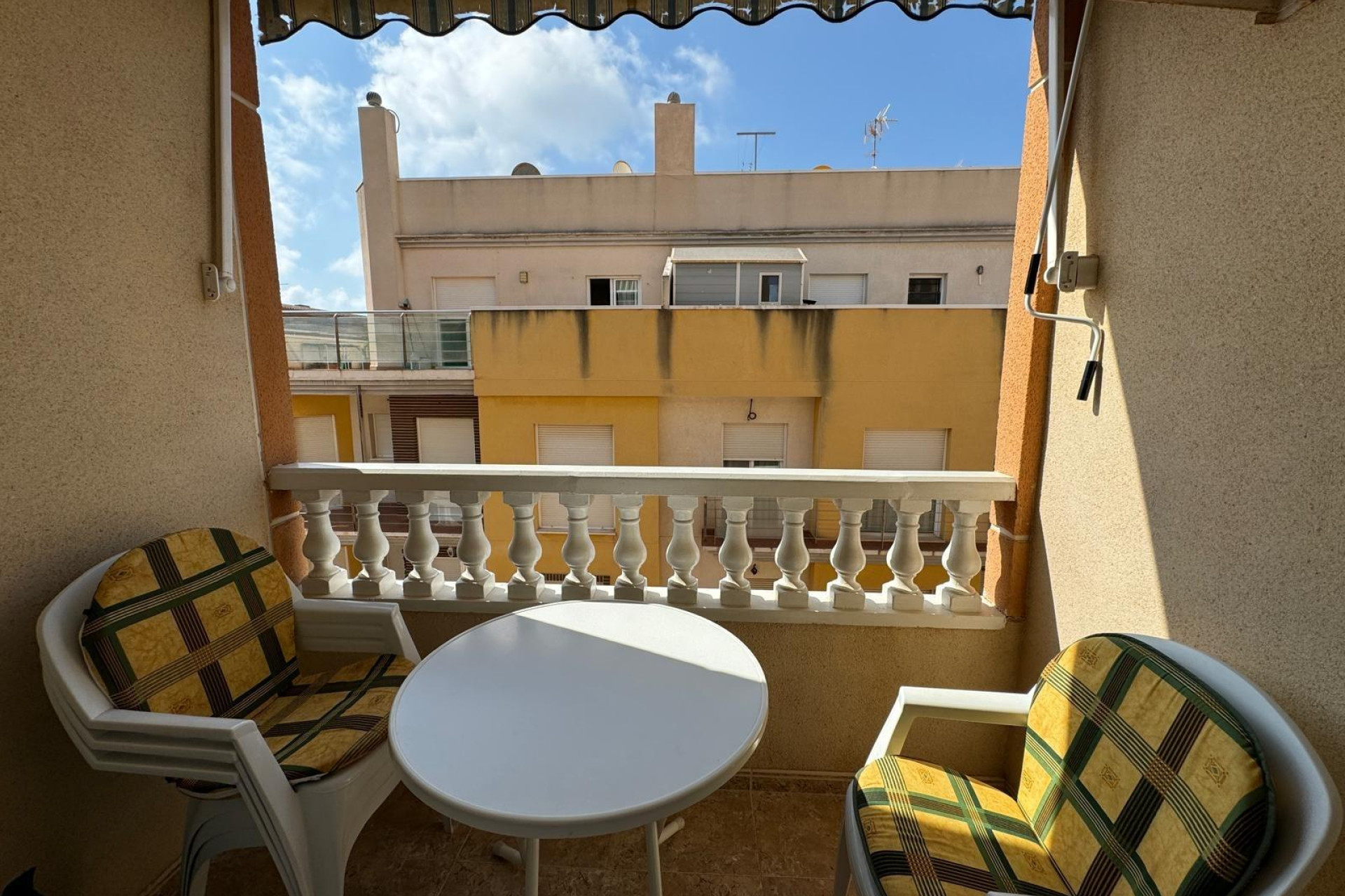 Resale - Apartment  - Torrevieja - Playa del cura