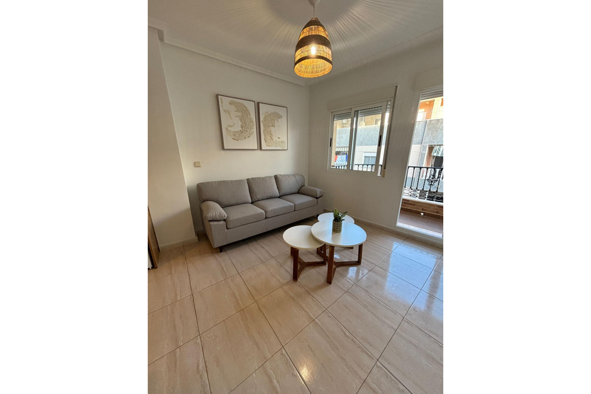 Resale - Apartment  - Torrevieja - Playa del cura