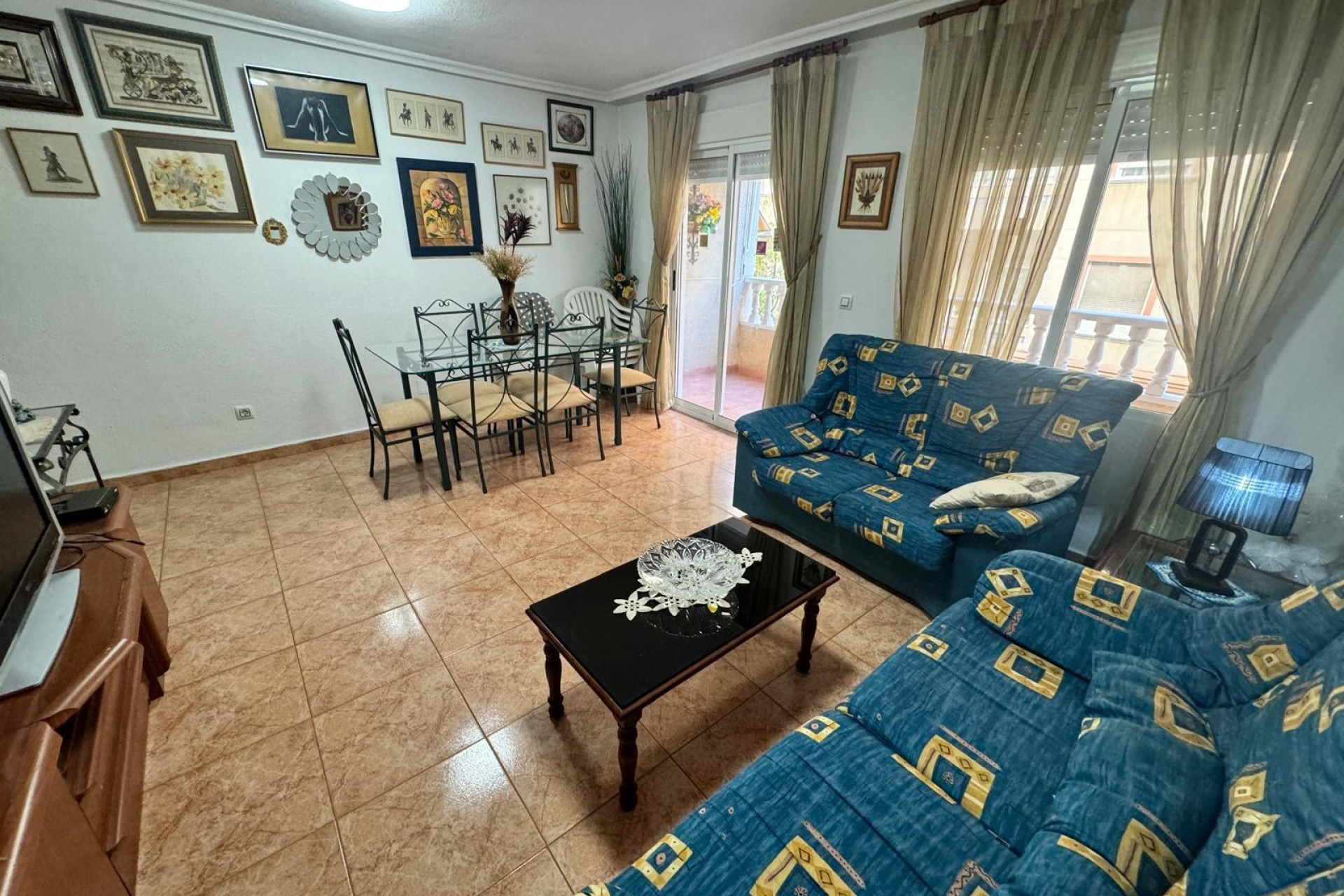 Resale - Apartment  - Torrevieja - Playa del cura