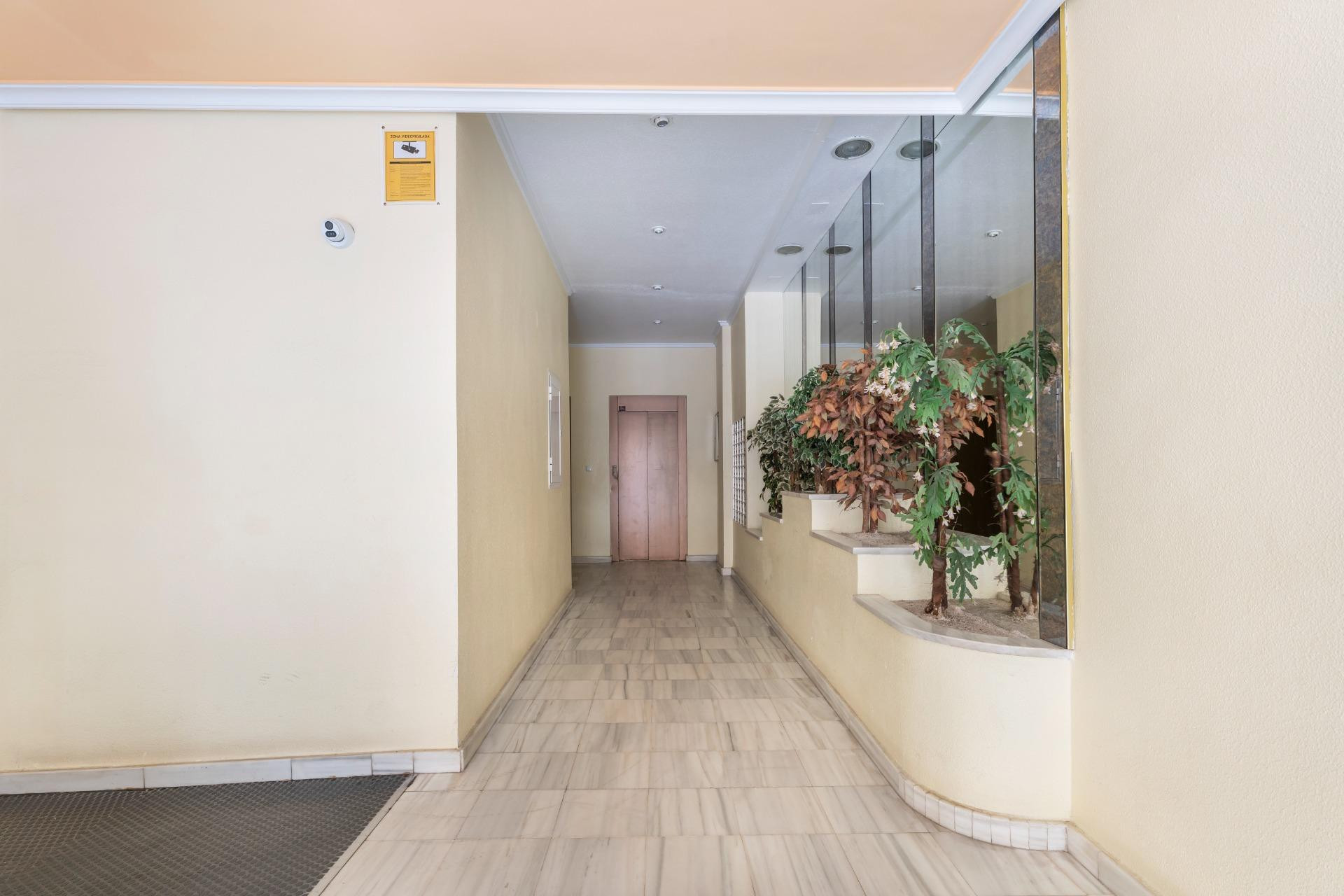 Resale - Apartment  - Torrevieja - Playa del cura