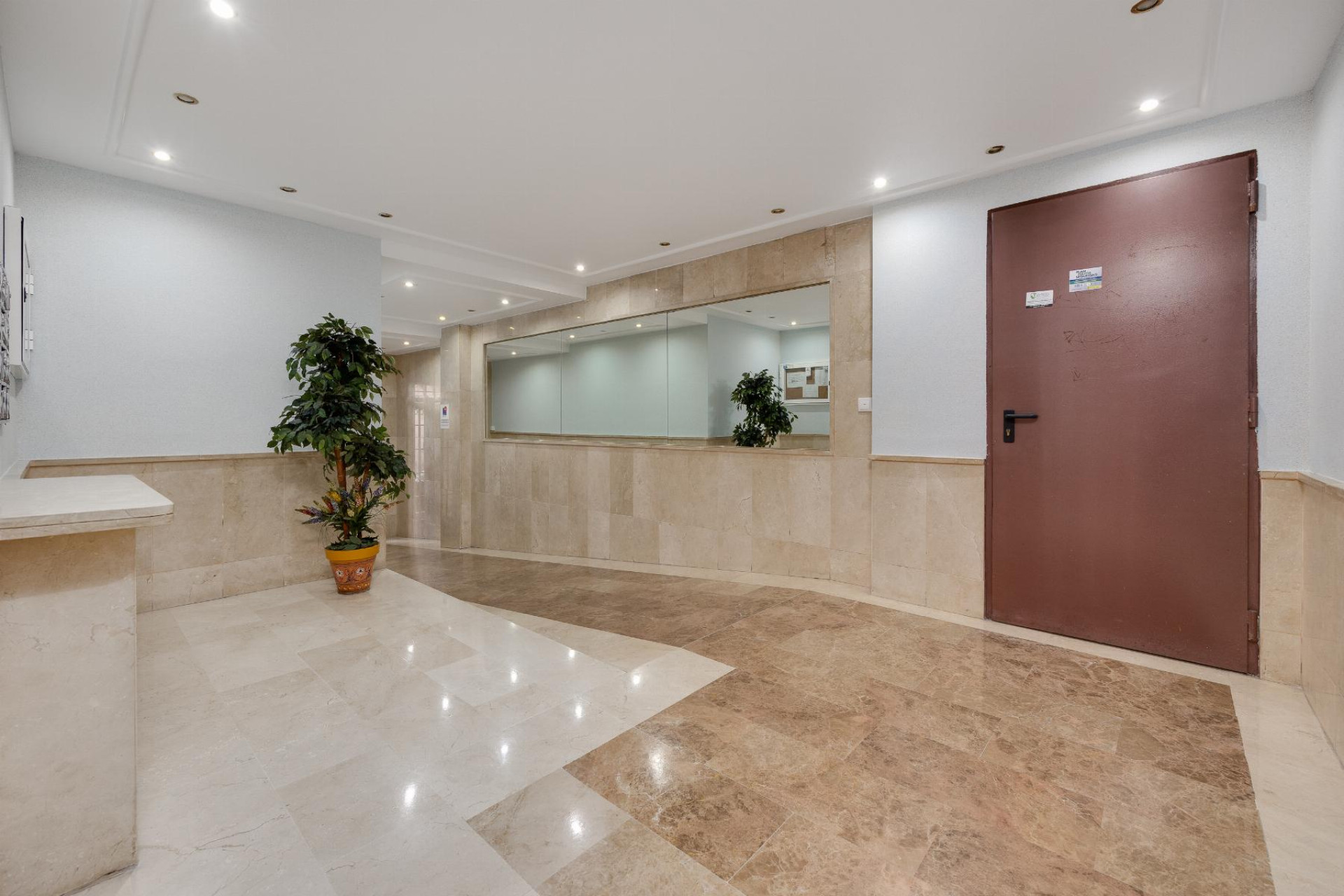 Resale - Apartment  - Torrevieja - Playa del Cura