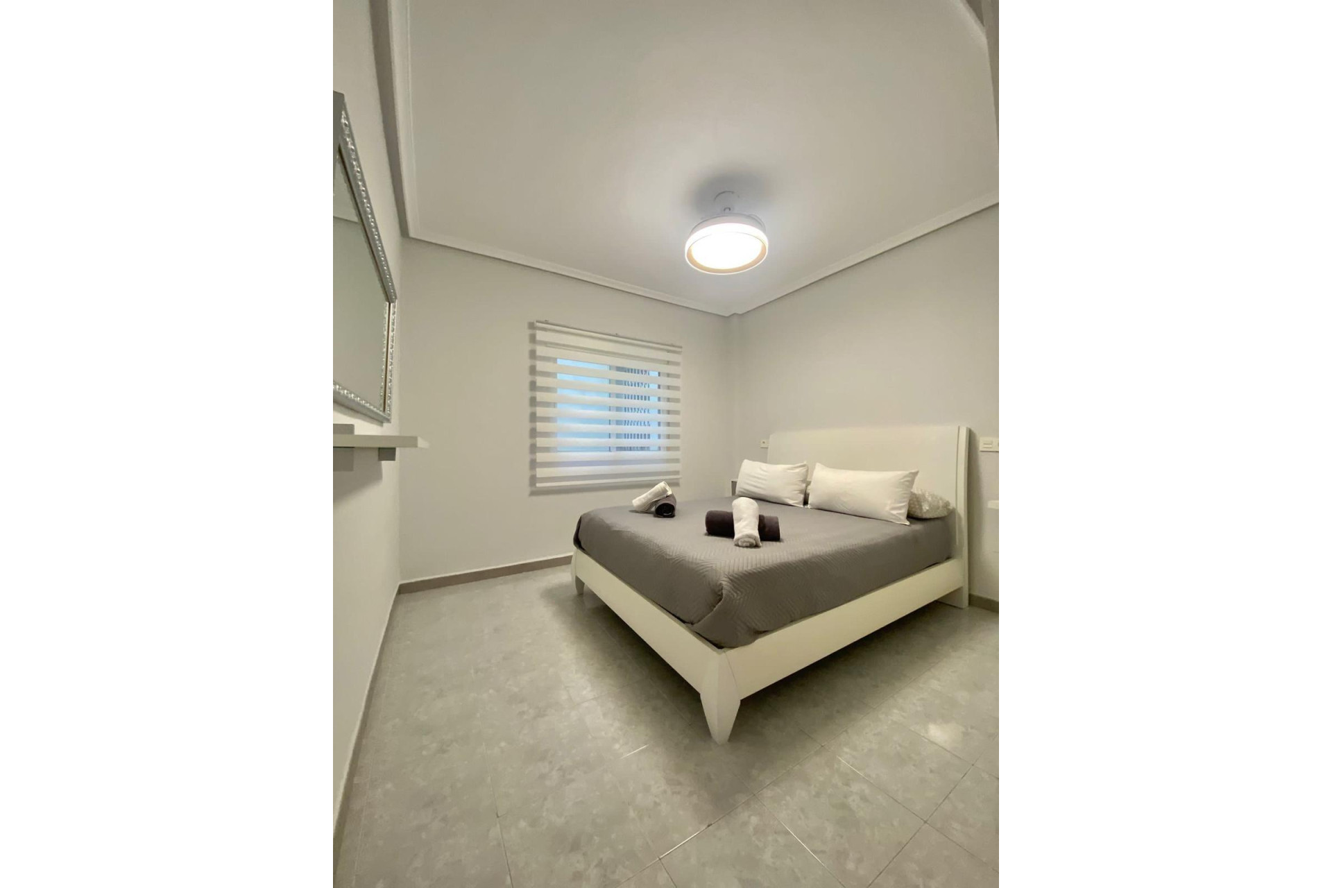 Resale - Apartment  - Torrevieja - Playa del cura