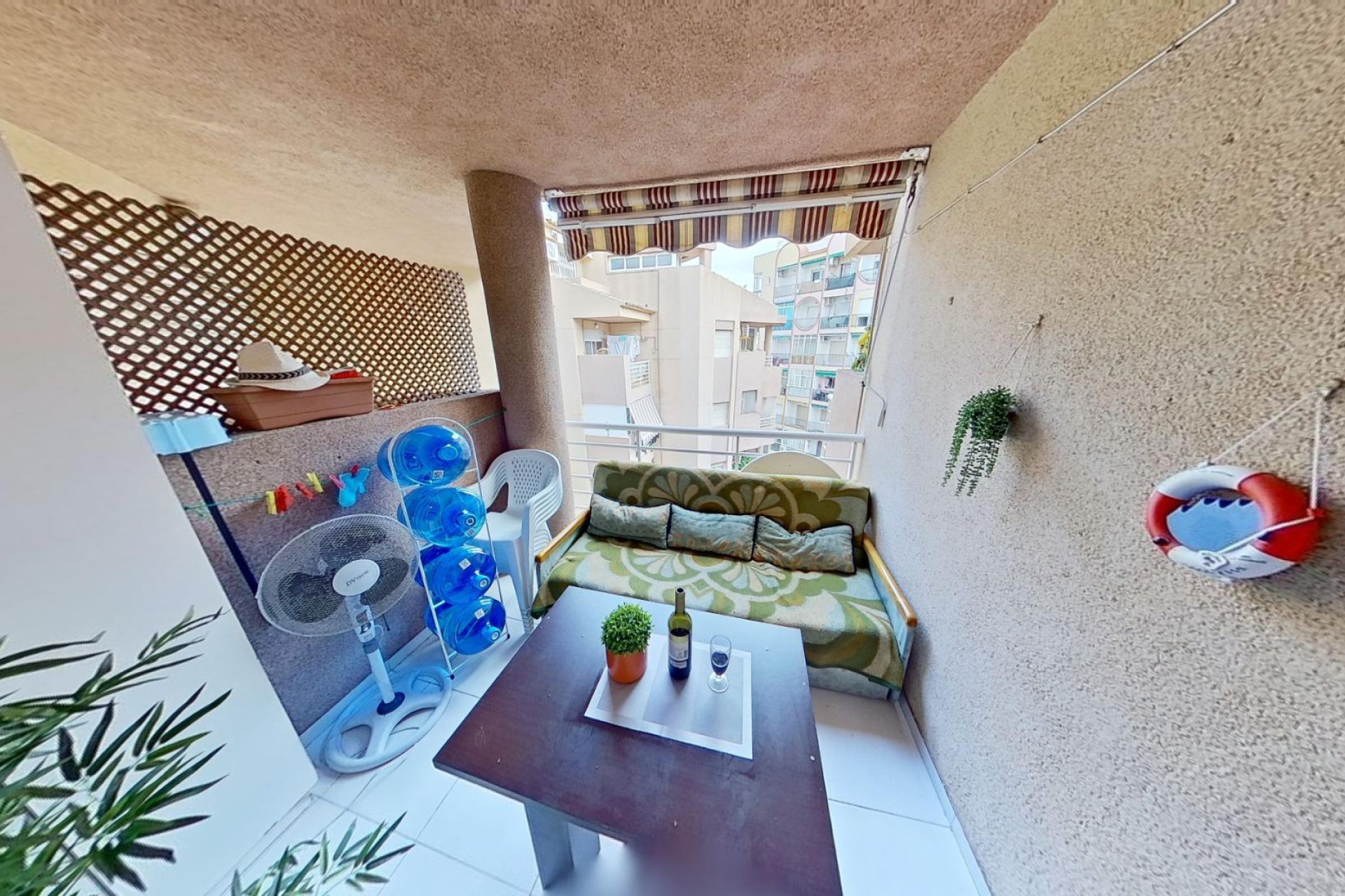 Resale - Apartment  - Torrevieja - Playa del cura