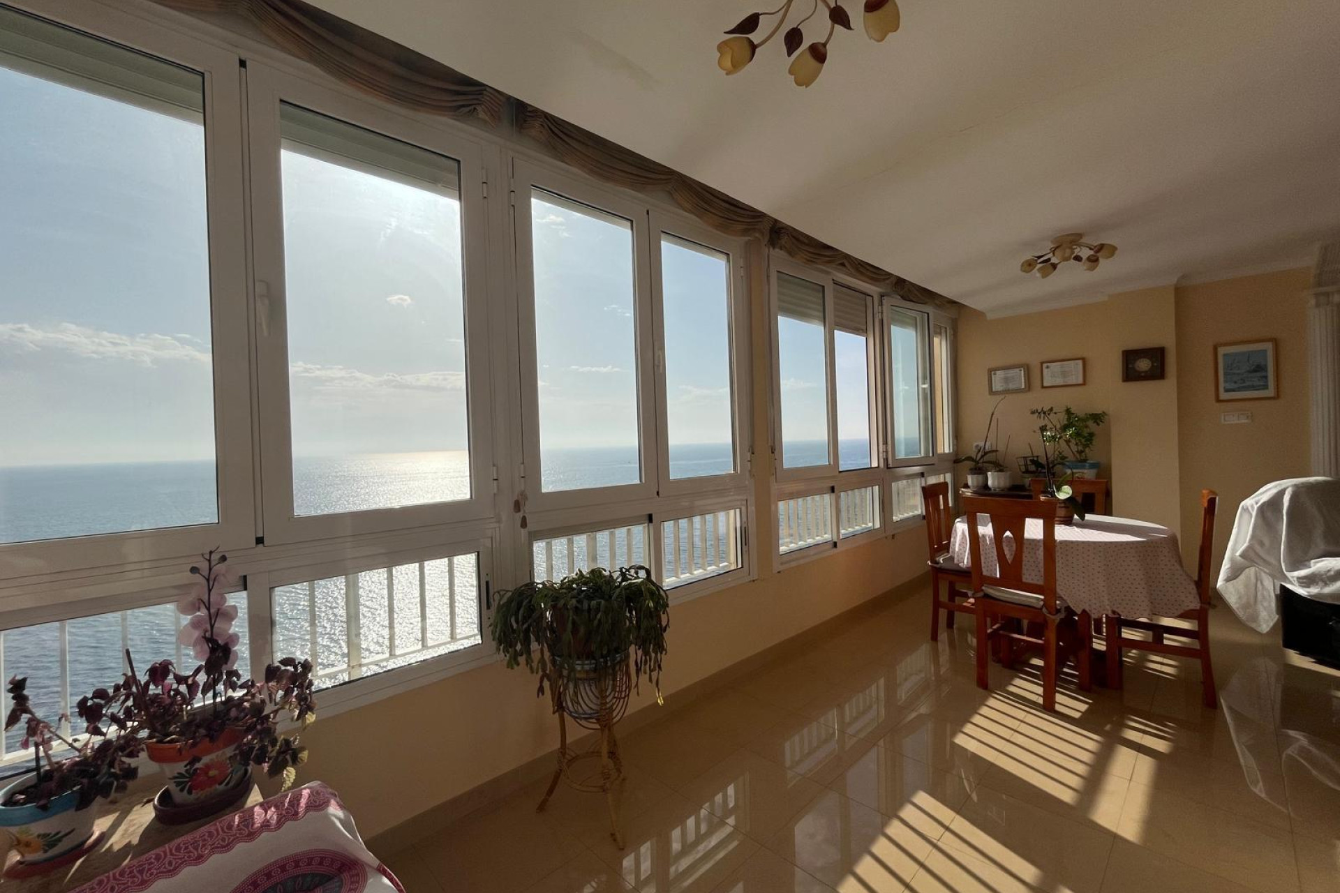 Resale - Apartment  - Torrevieja - Playa del cura