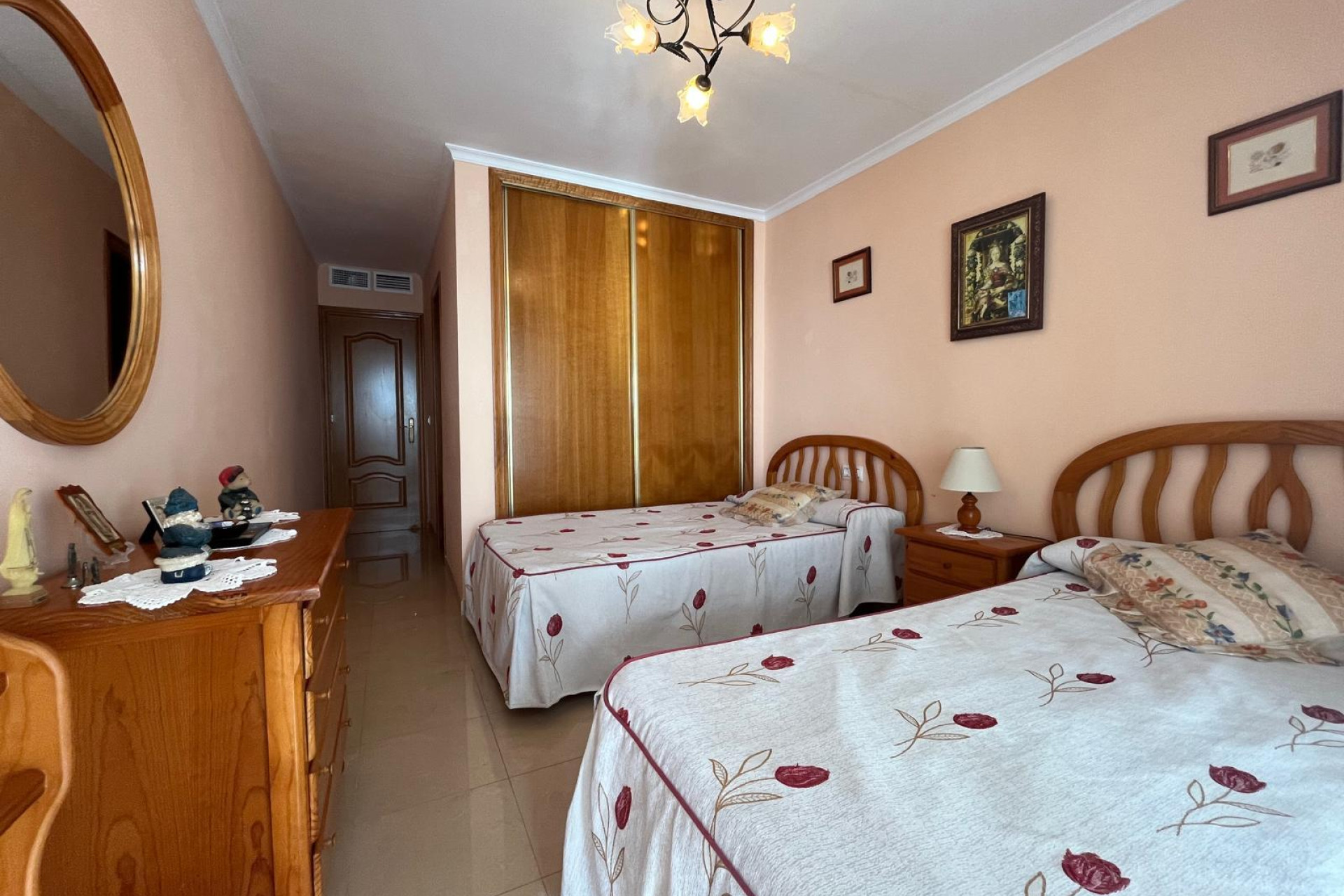 Resale - Apartment  - Torrevieja - Playa del cura