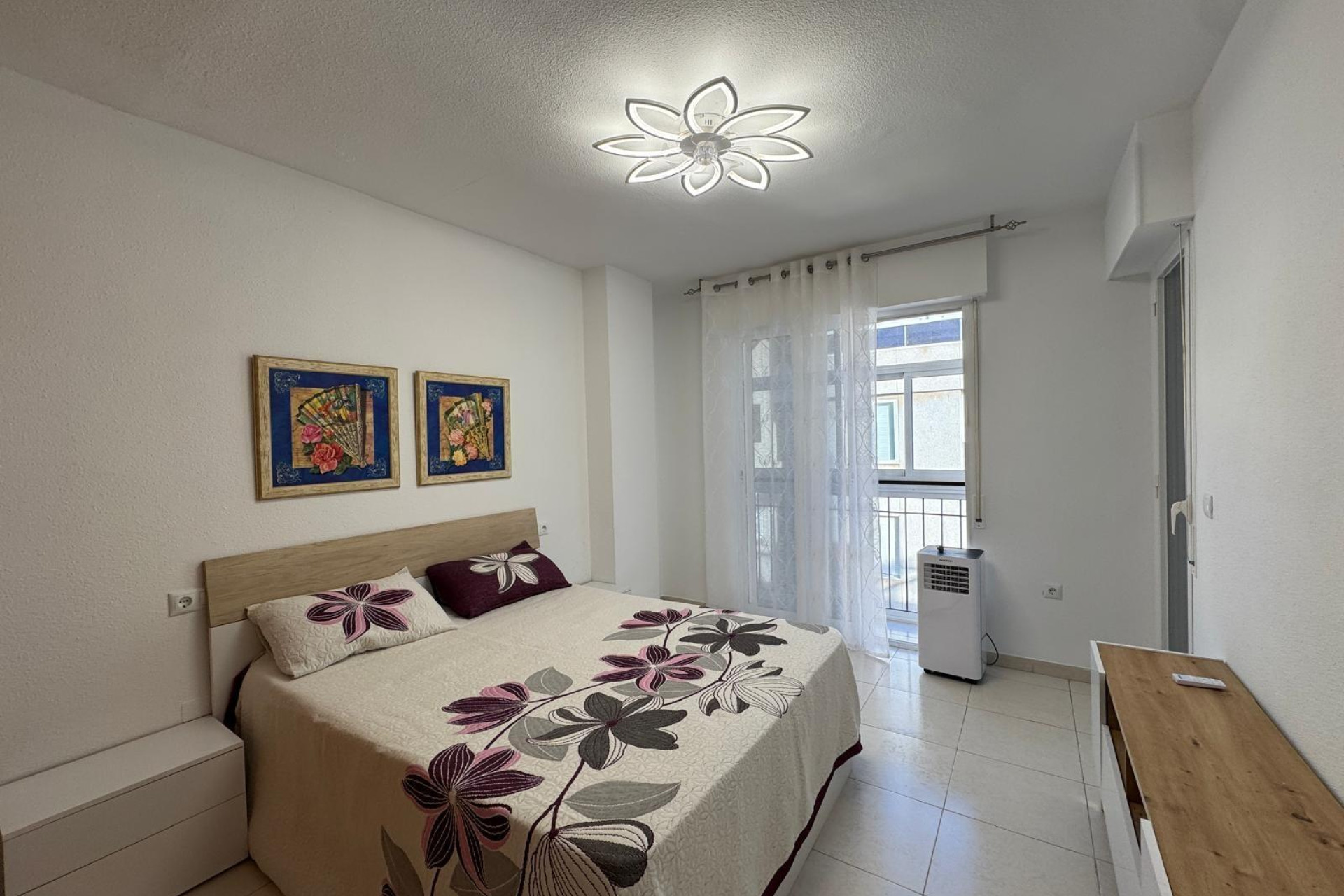 Resale - Apartment  - Torrevieja - Playa del cura