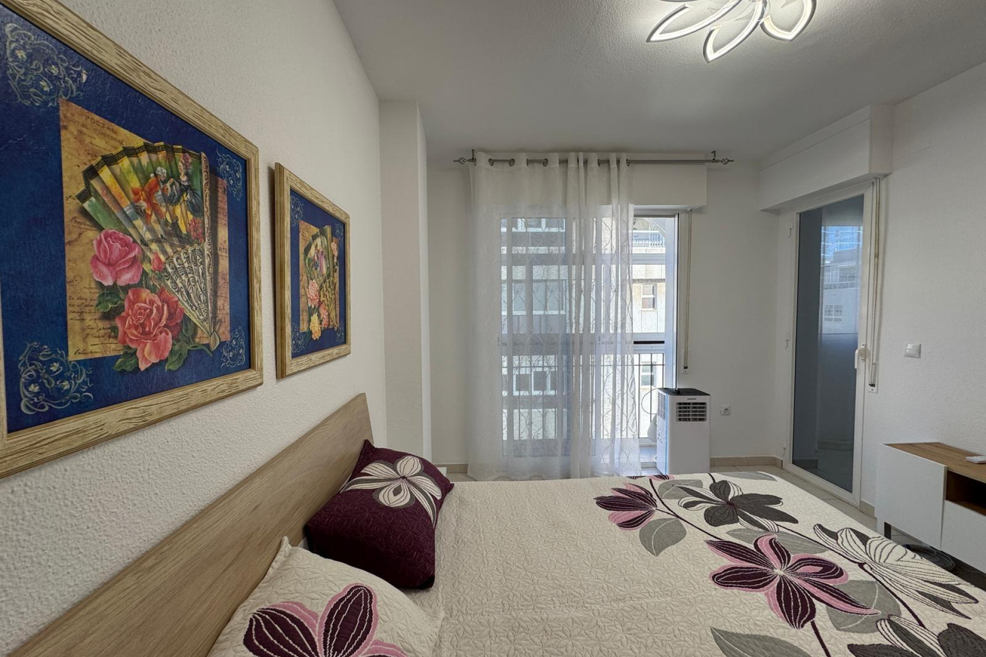 Resale - Apartment  - Torrevieja - Playa del cura