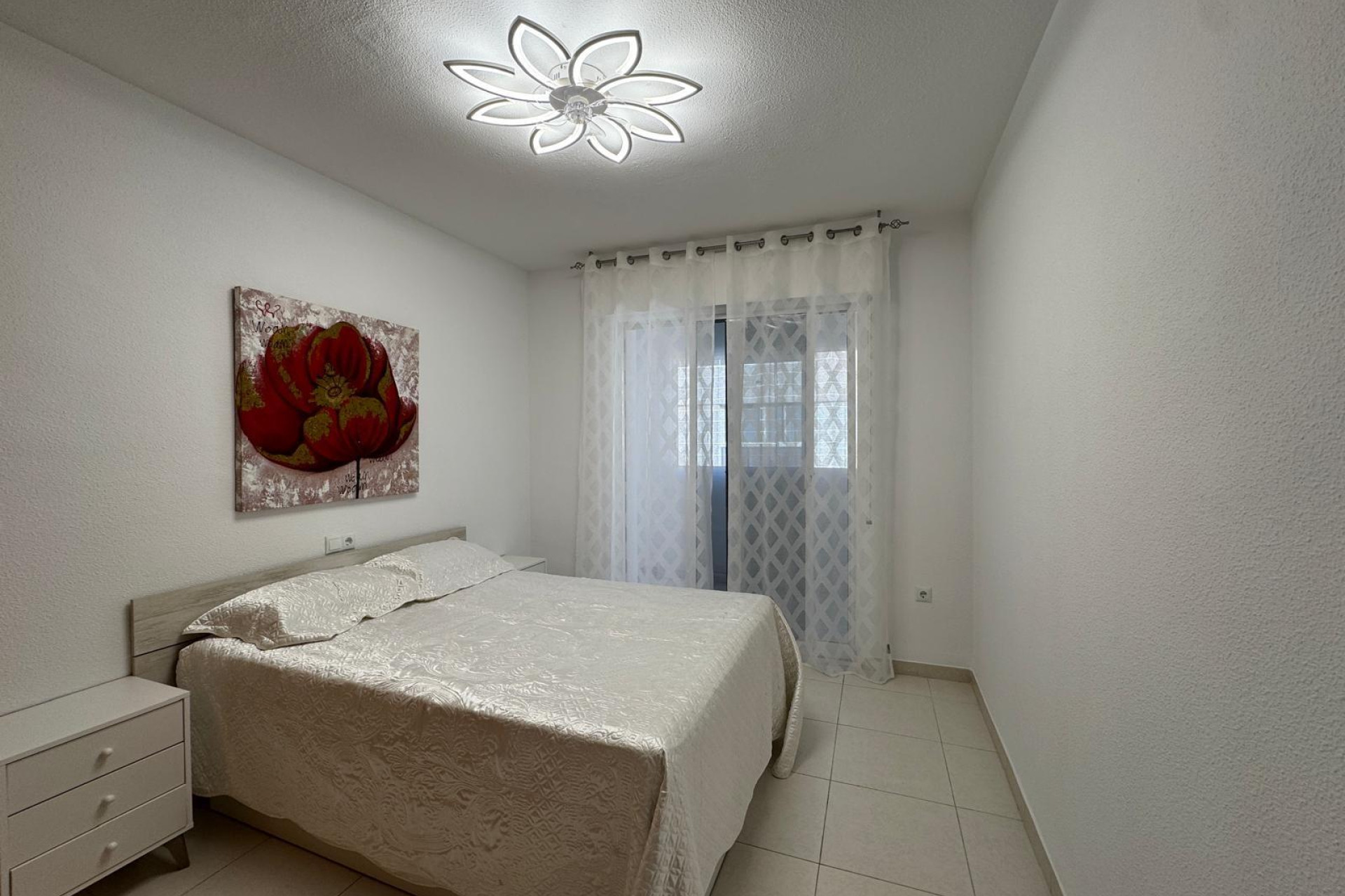 Resale - Apartment  - Torrevieja - Playa del cura