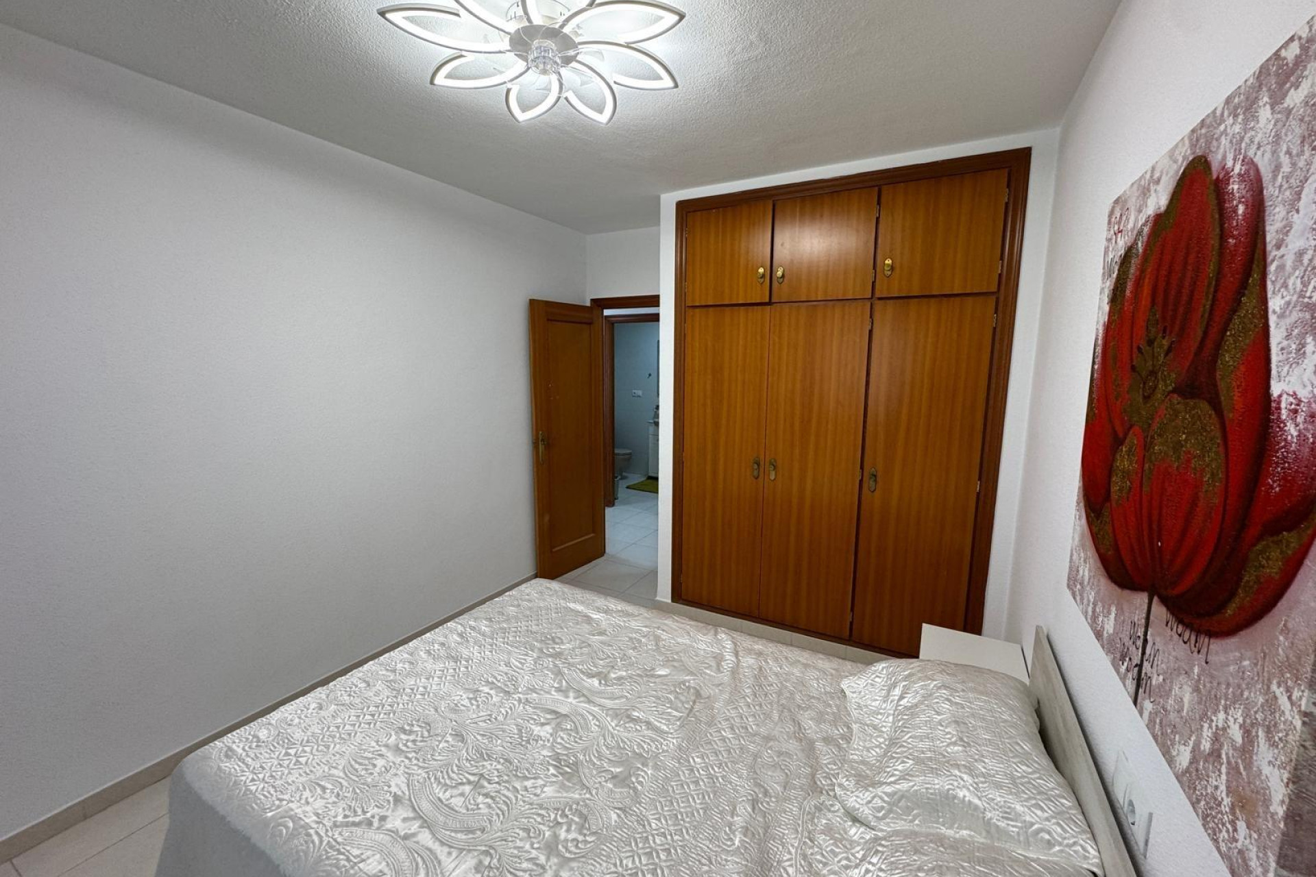 Resale - Apartment  - Torrevieja - Playa del cura