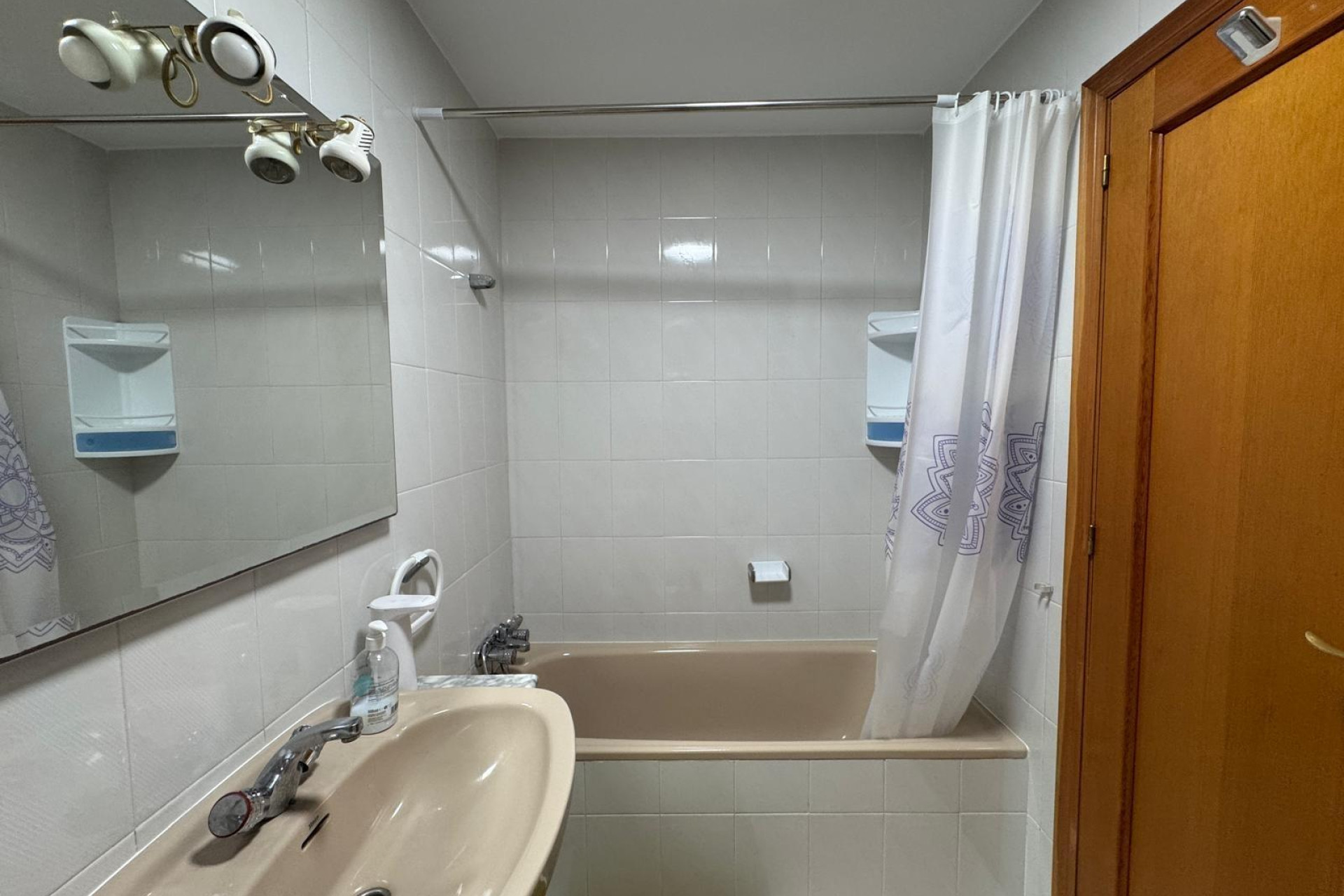 Resale - Apartment  - Torrevieja - Playa del cura