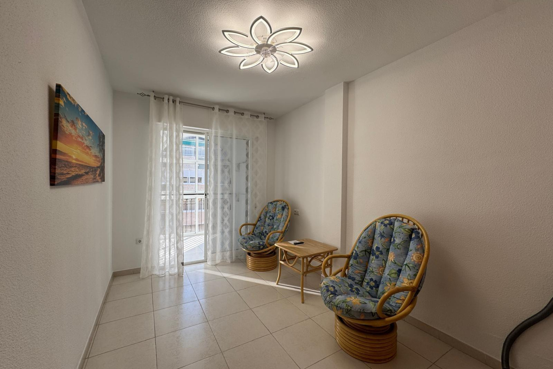 Resale - Apartment  - Torrevieja - Playa del cura