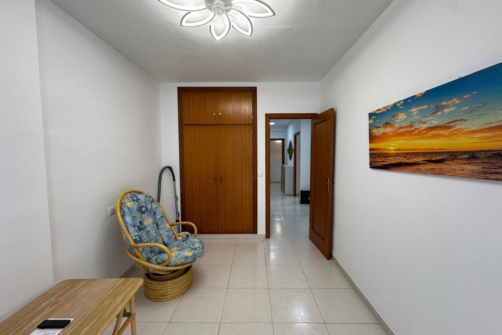 Resale - Apartment  - Torrevieja - Playa del cura