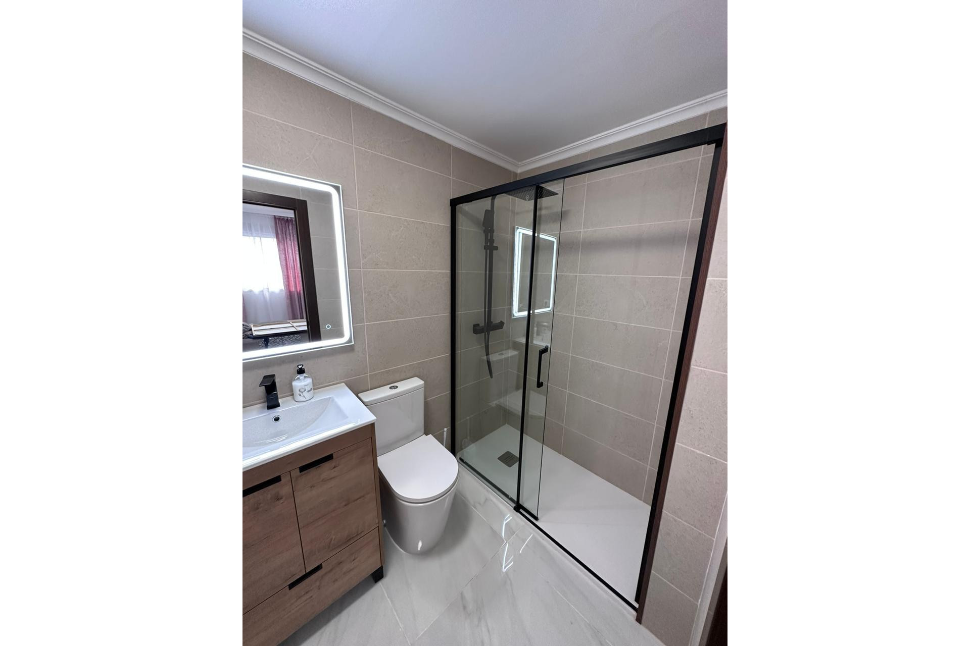 Resale - Apartment  - Torrevieja - Playa del Cura