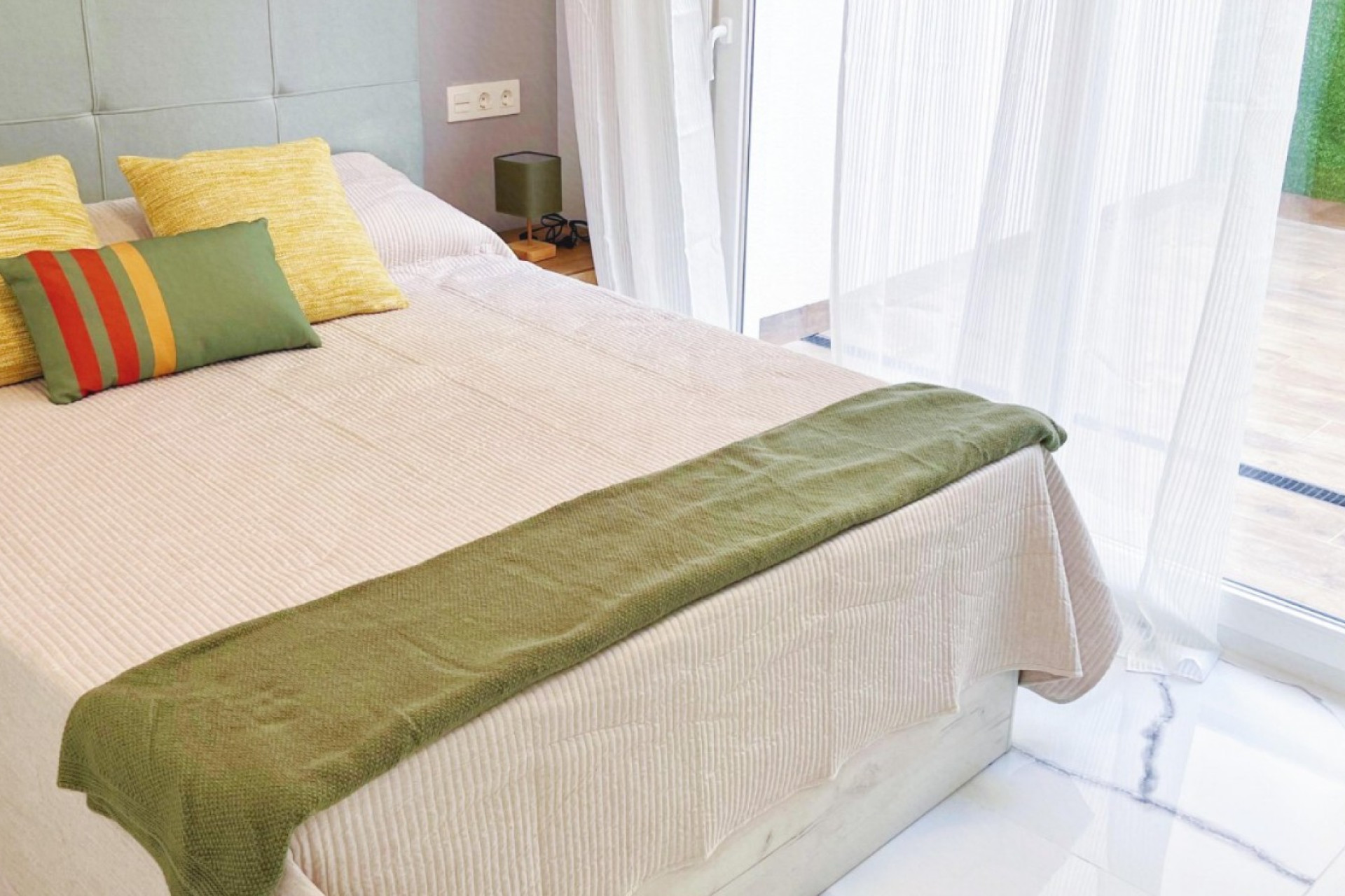 Resale - Apartment  - Torrevieja - Playa del Cura