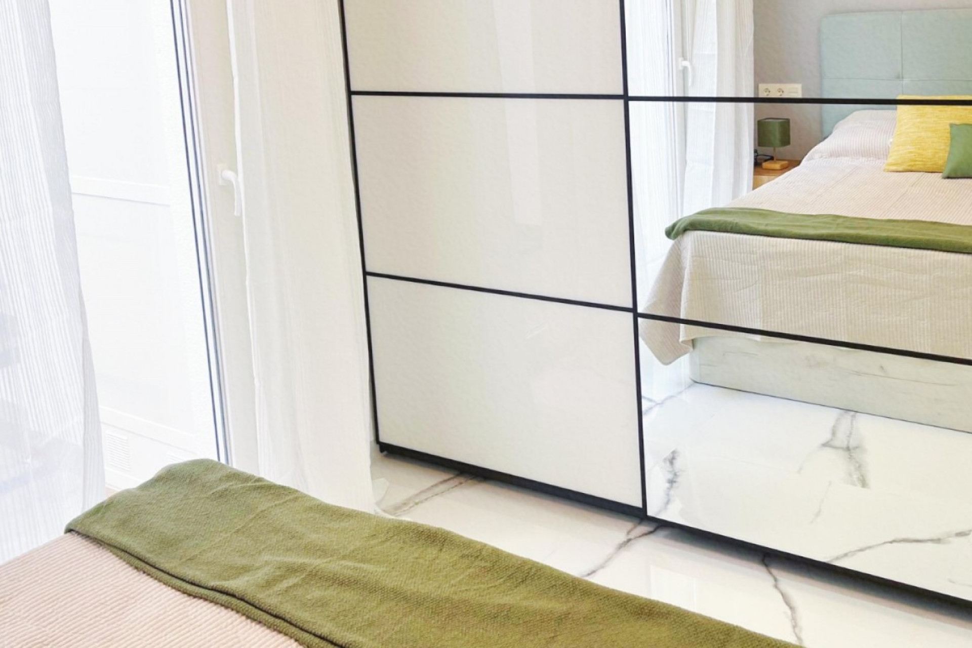 Resale - Apartment  - Torrevieja - Playa del Cura