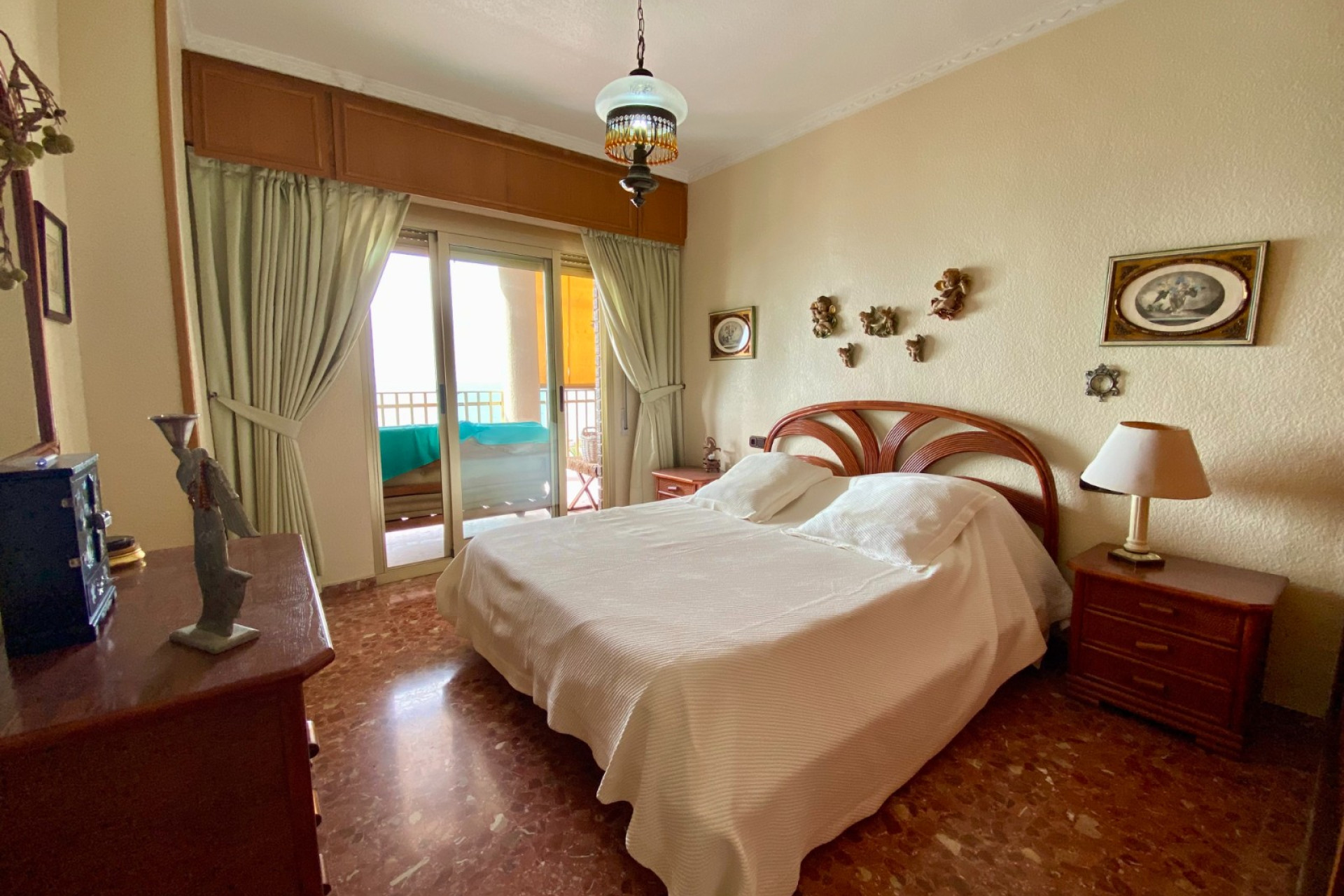 Resale - Apartment  - Torrevieja - Playa Del Cura