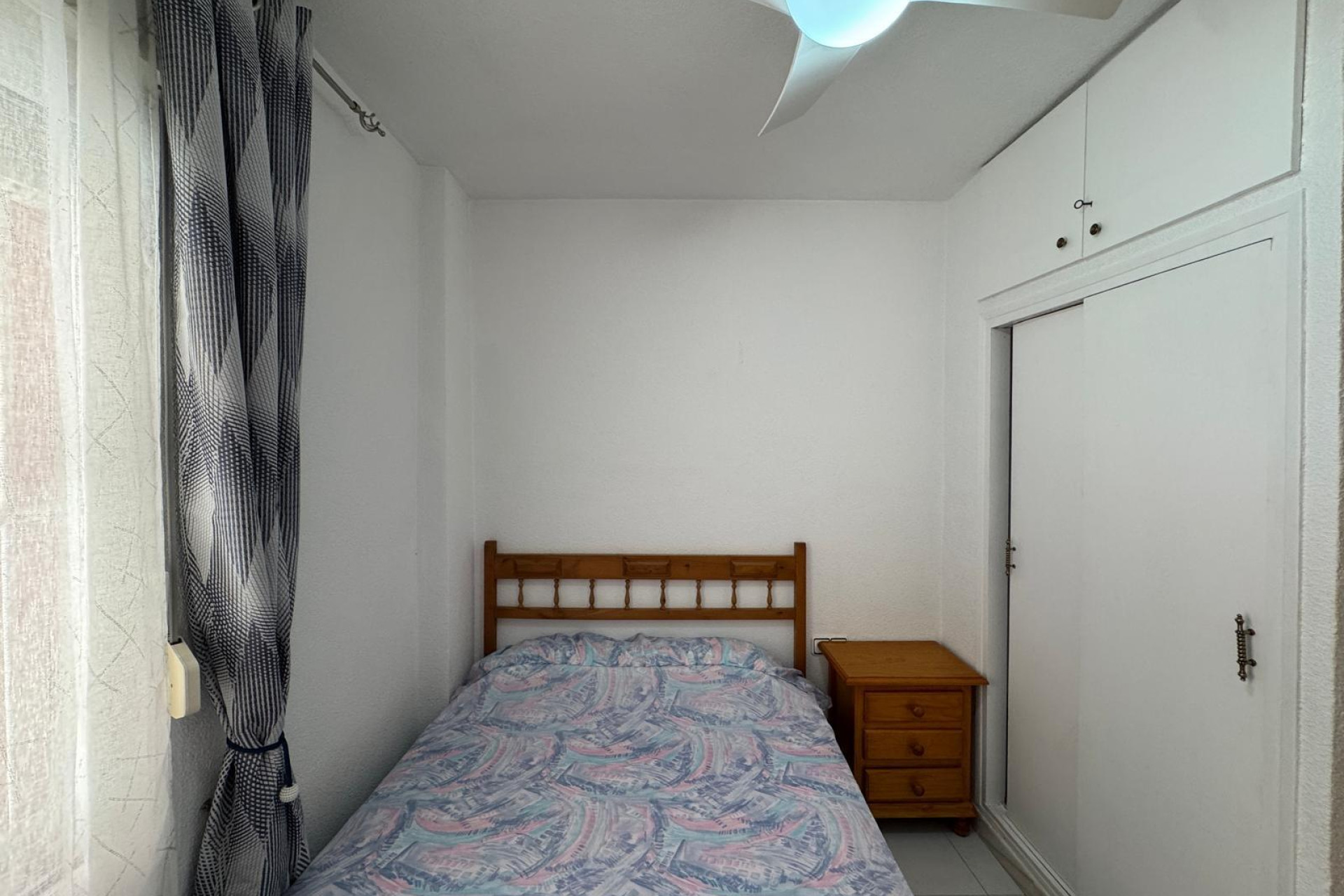 Resale - Apartment  - Torrevieja - Playa del Cura