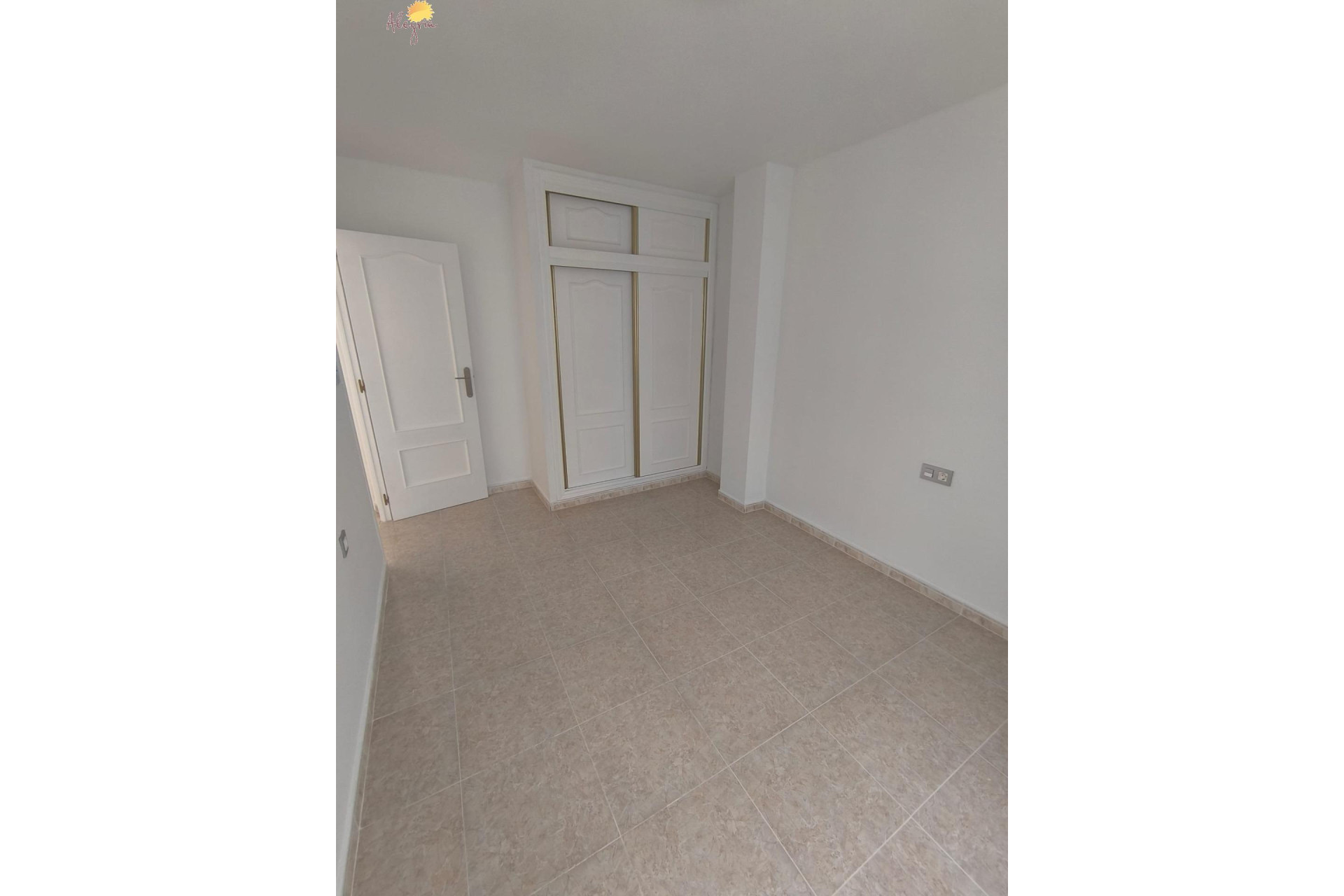 Resale - Apartment  - Torrevieja - Playa del Cura