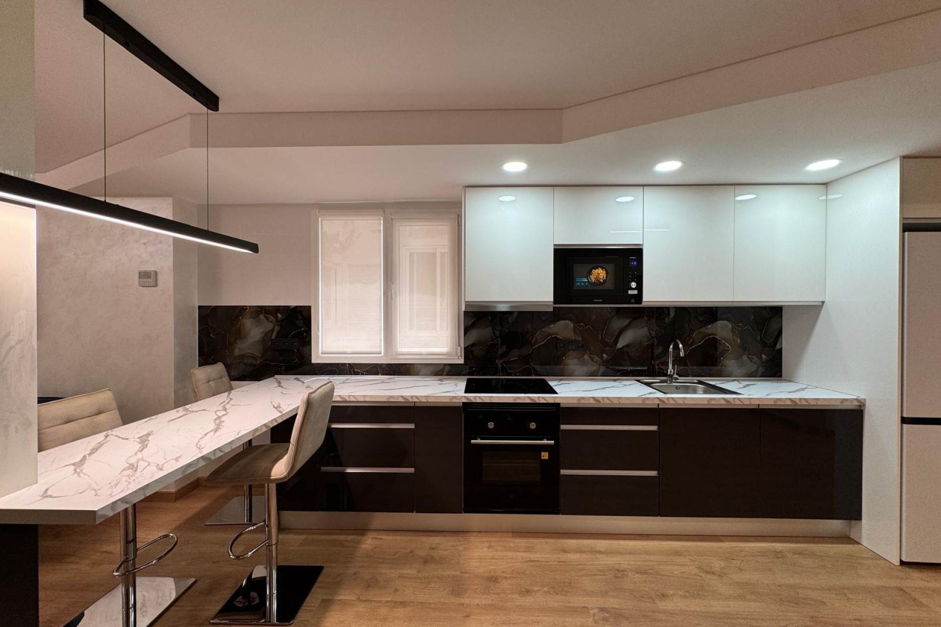 Resale - Apartment  - Torrevieja - Playa del Cura