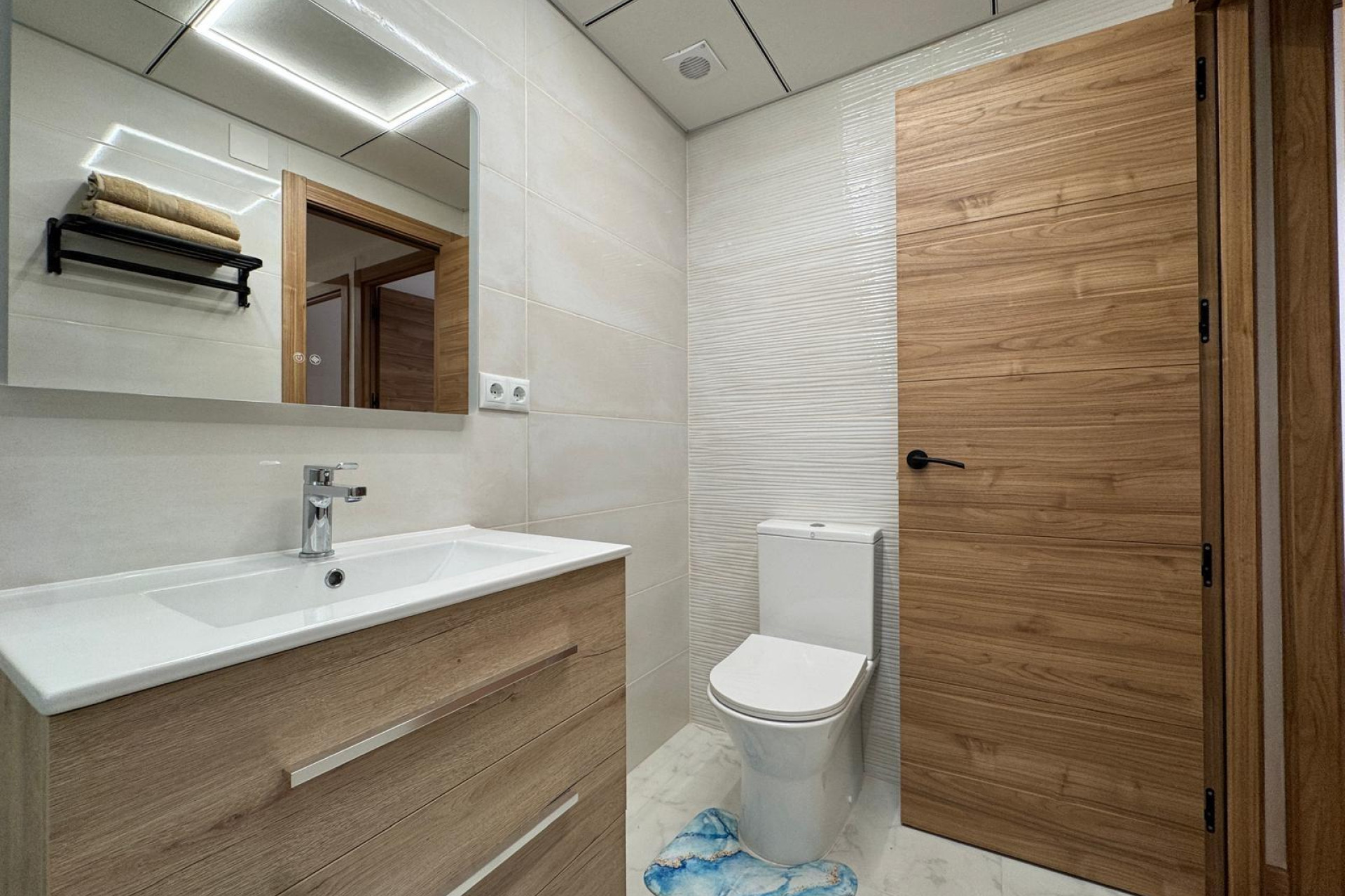 Resale - Apartment  - Torrevieja - Playa del Cura