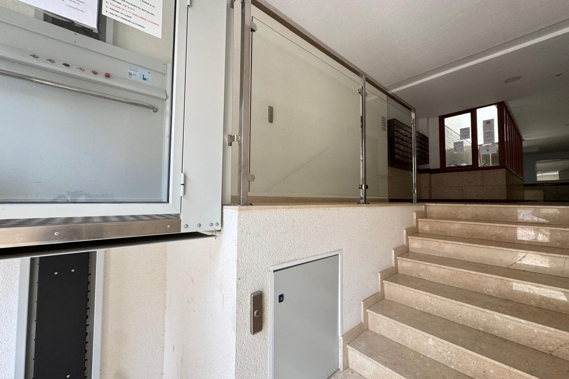 Resale - Apartment  - Torrevieja - Playa del Cura