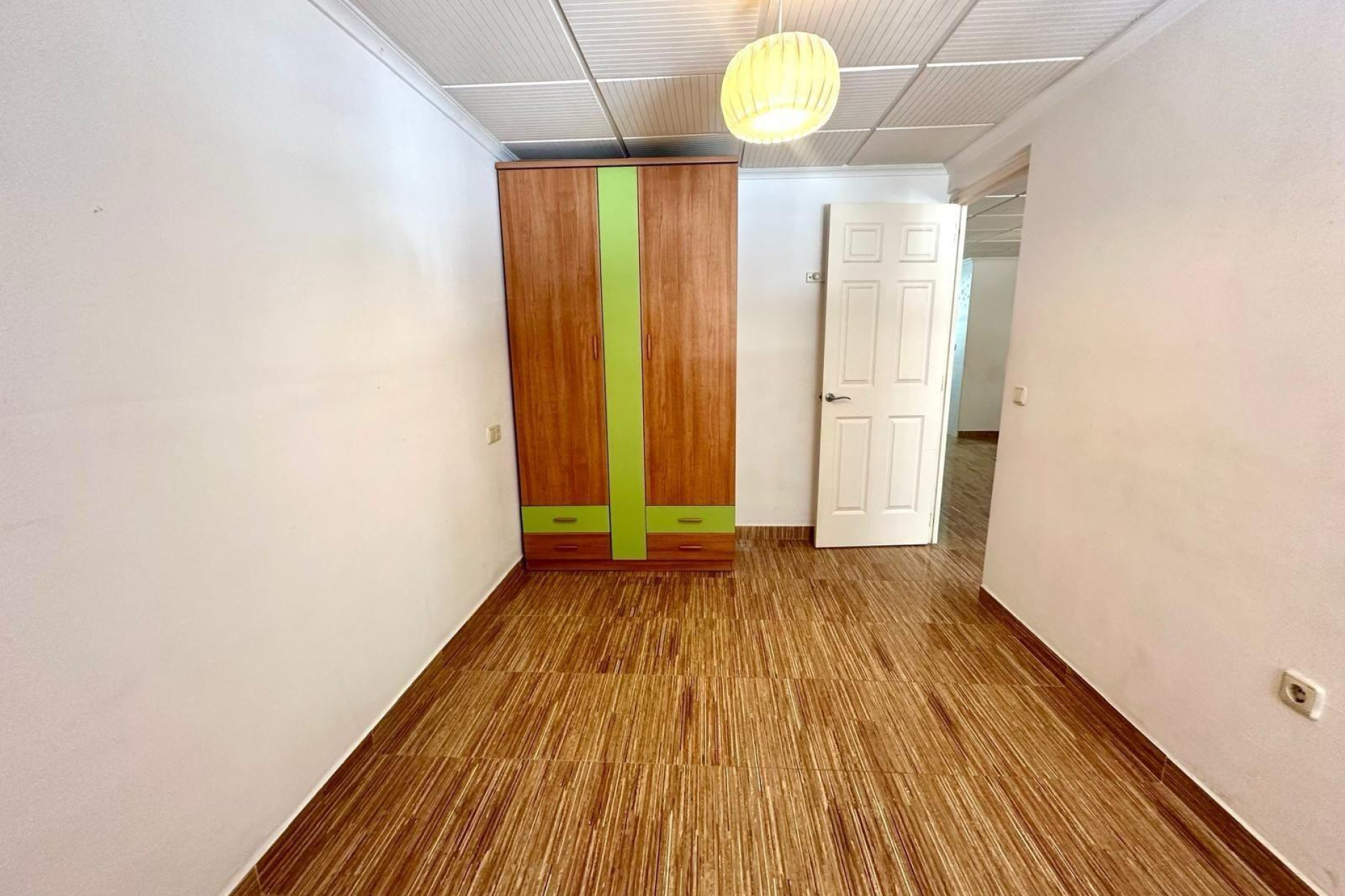 Resale - Apartment  - Torrevieja - Playa del Cura