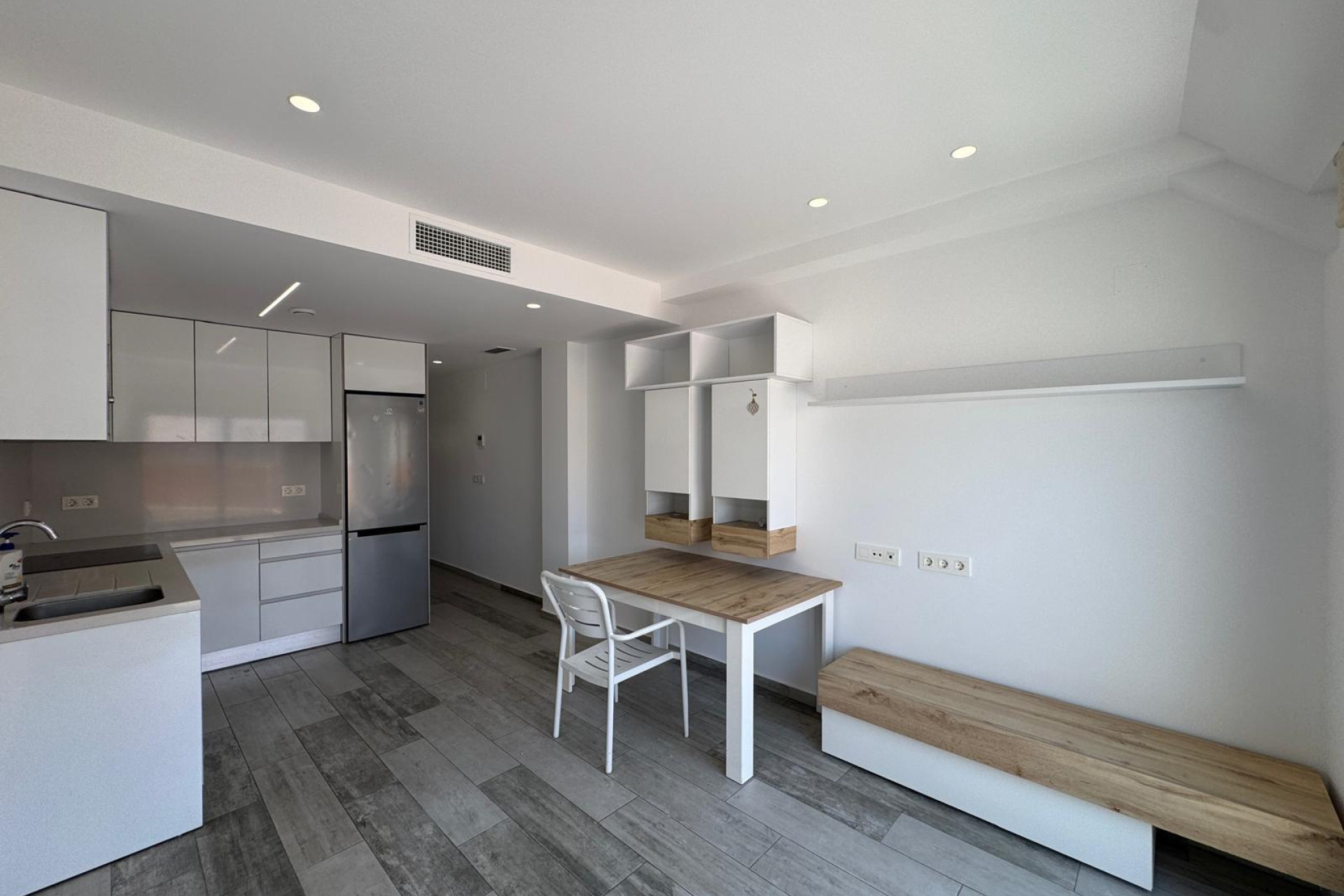 Resale - Apartment  - Torrevieja - Playa del Cura