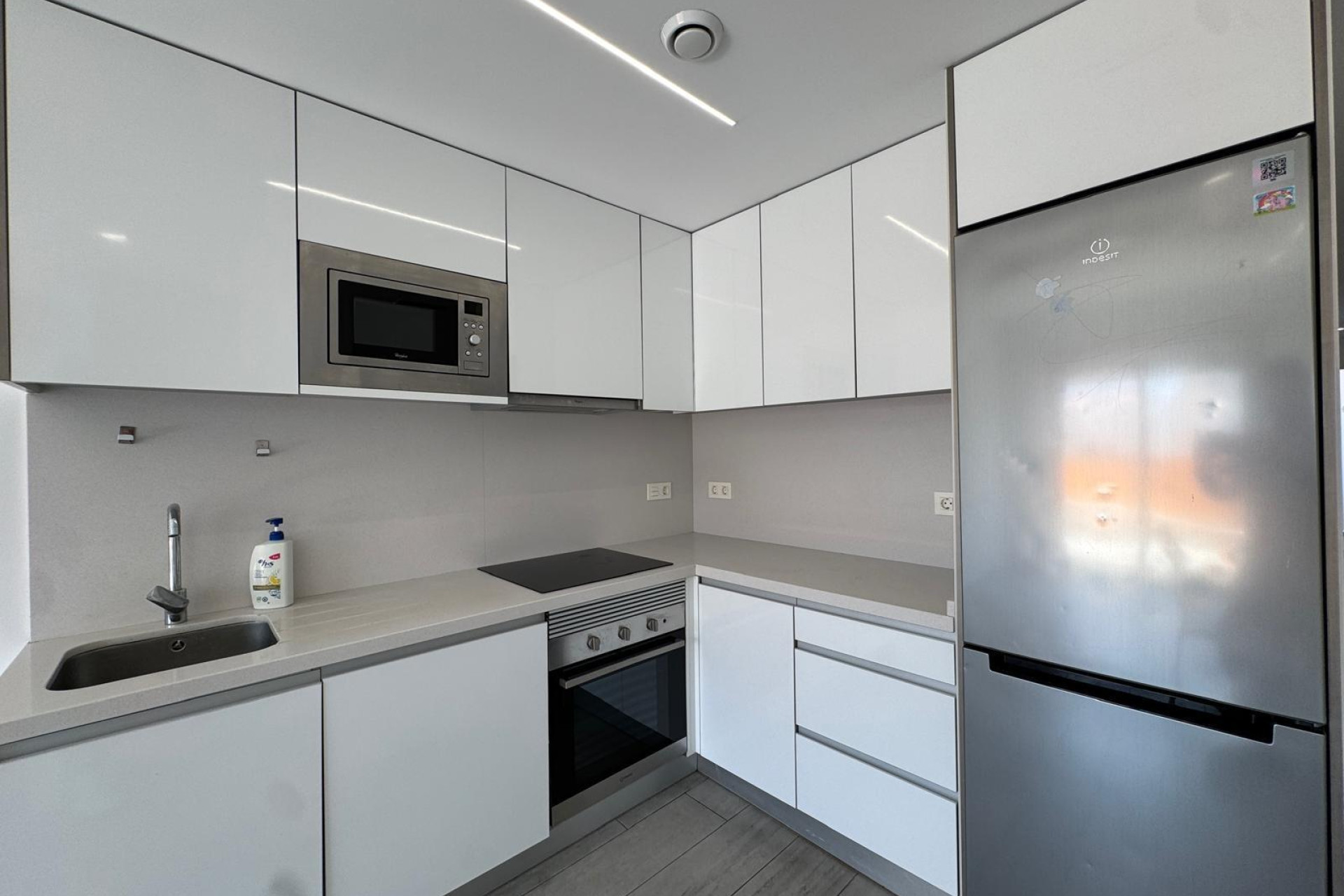 Resale - Apartment  - Torrevieja - Playa del Cura