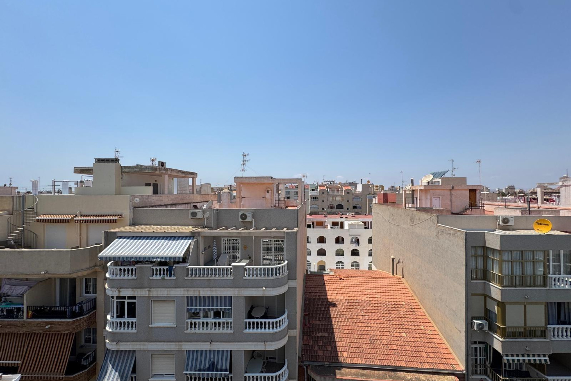 Resale - Apartment  - Torrevieja - Playa del Cura