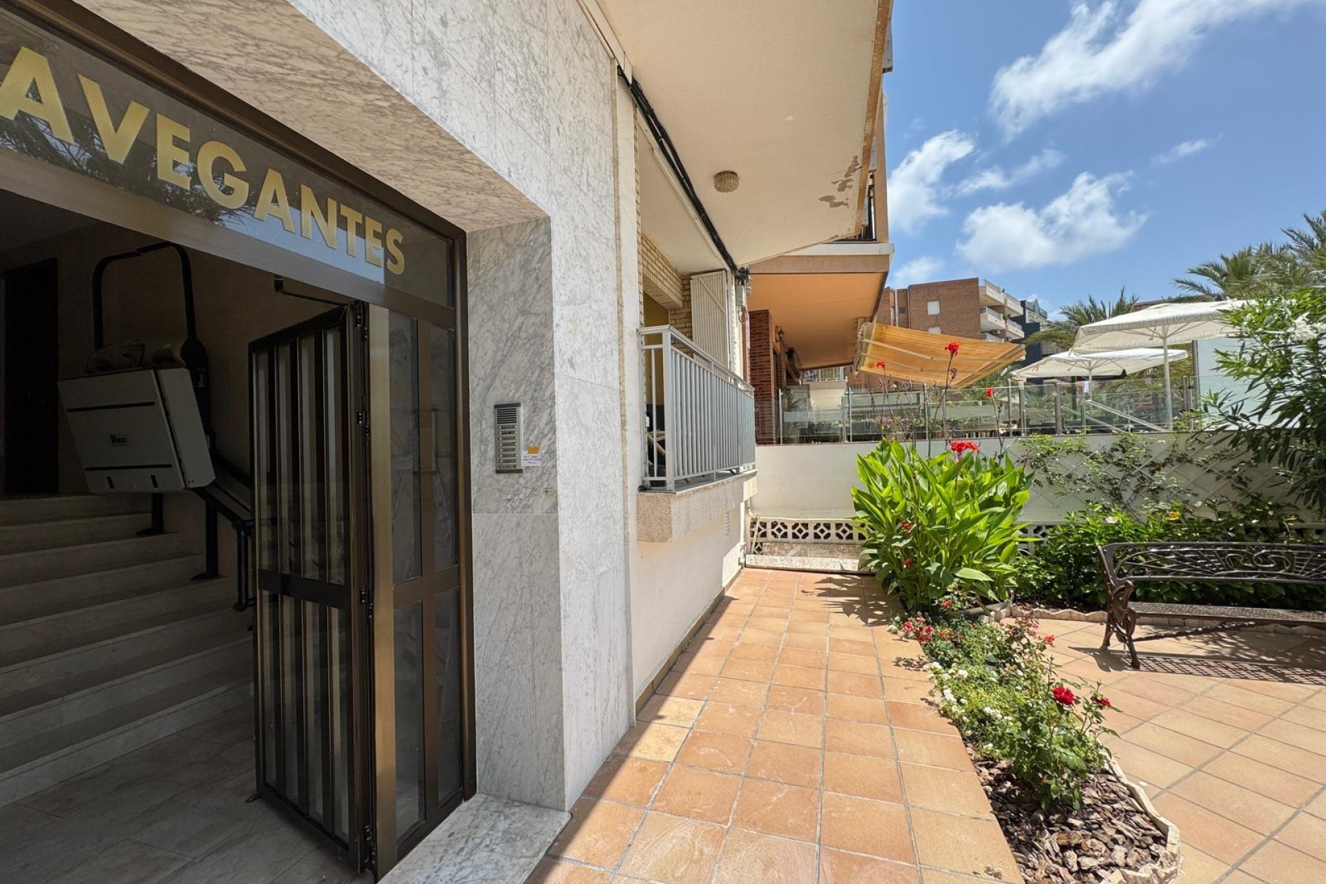 Resale - Apartment  - Torrevieja - Playa del Cura