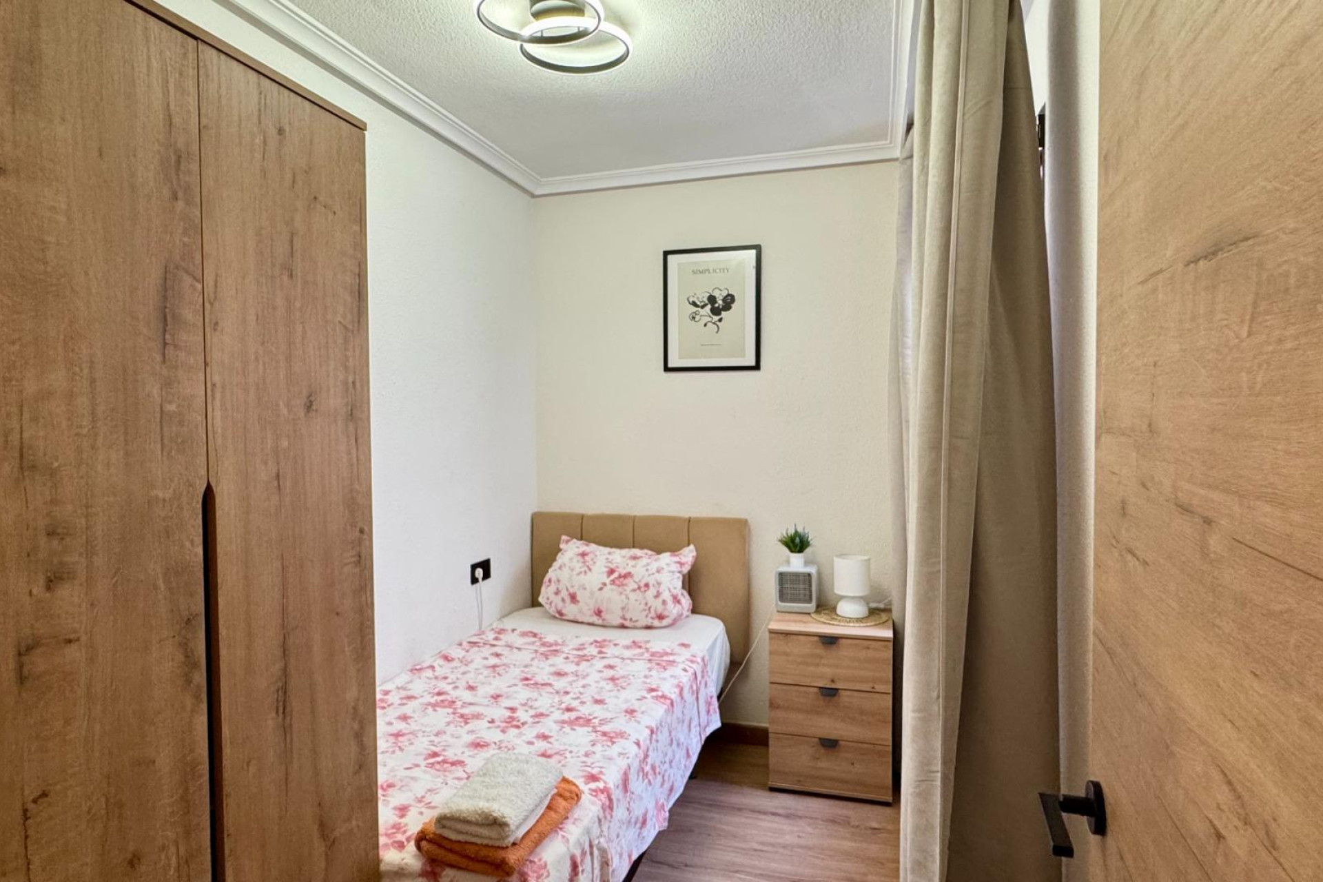 Resale - Apartment  - Torrevieja - Playa del Cura